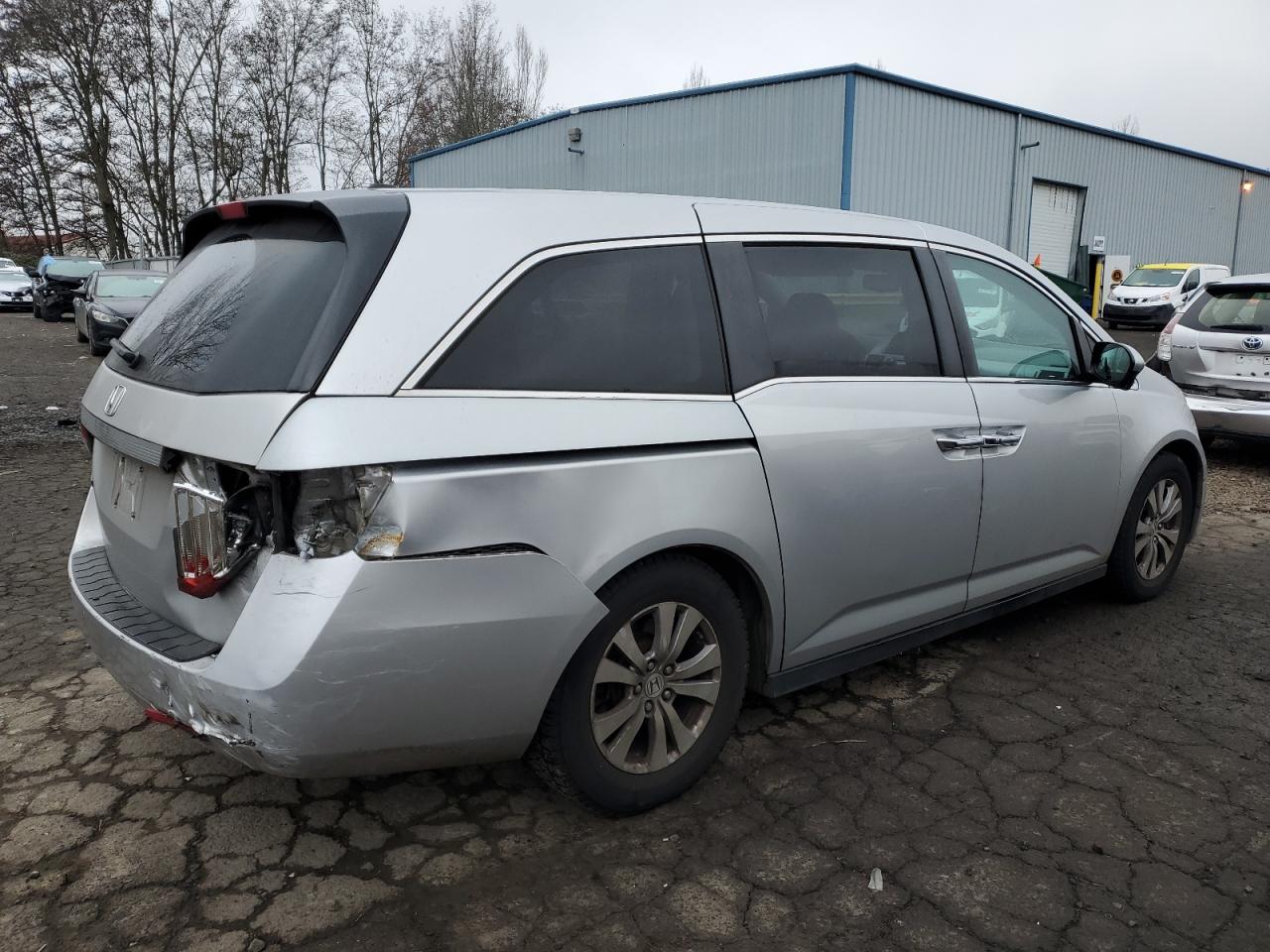2014 Honda Odyssey - Image 3