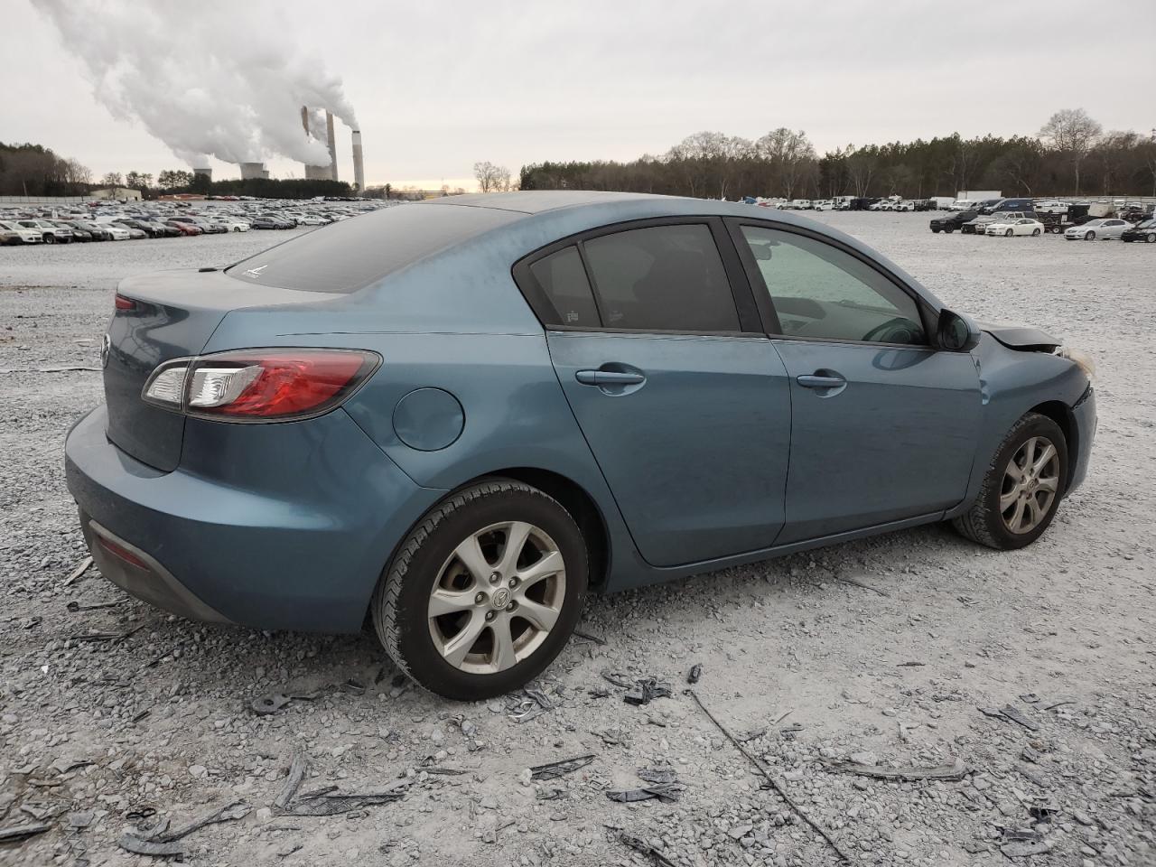 2011 Mazda 3 - Image 3