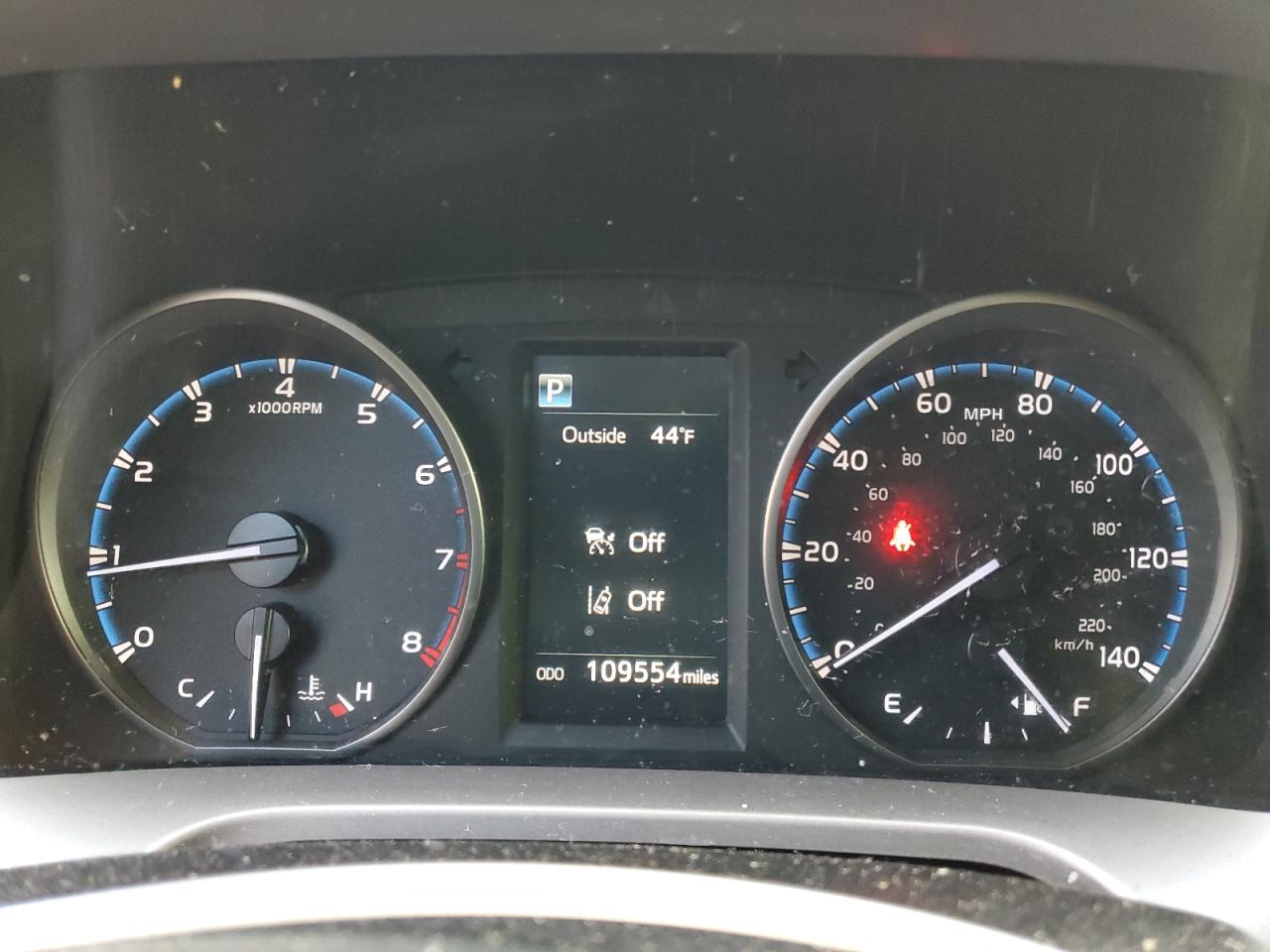 JTMZFREVXHJ105049 TOYOTA RAV4 2017