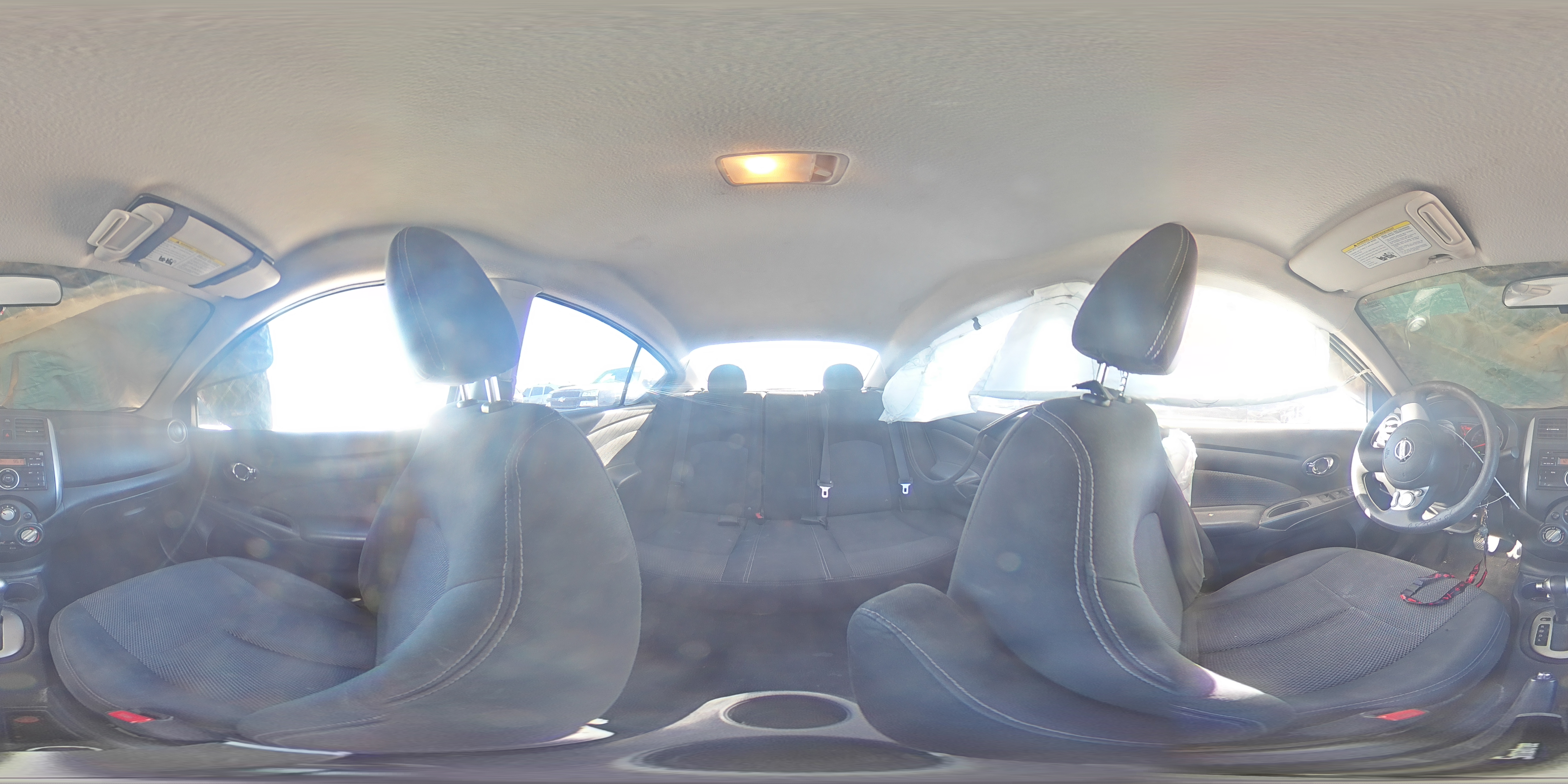 2014 Nissan Versa - Image 12