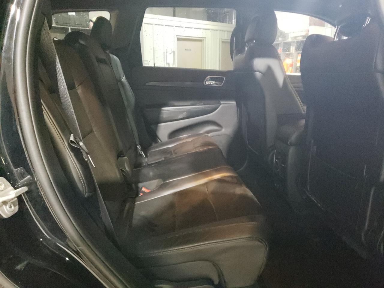 2017 Jeep Grand Cherokee - Image 6