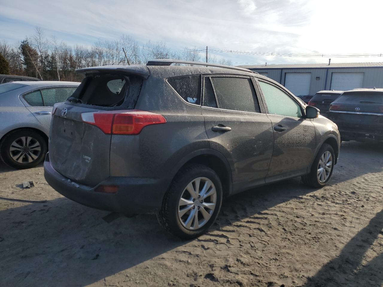 2013 Toyota RAV 4 - Image 3