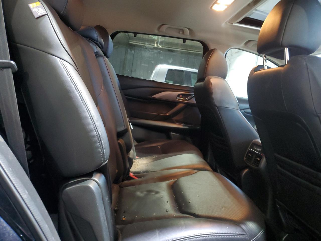 2018 Mazda CX-9 - Image 12