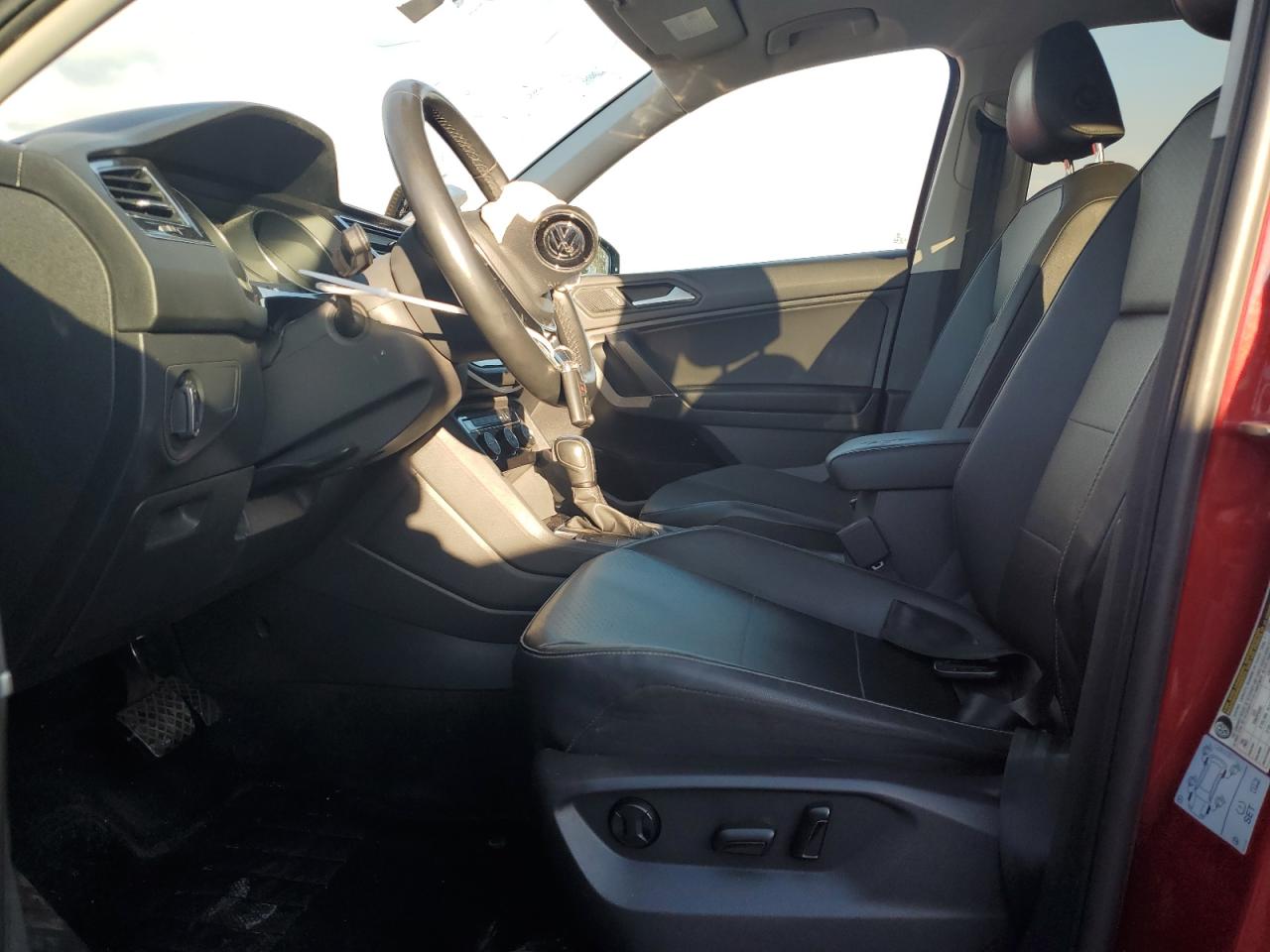 2020 Volkswagen Tiguan - Image 7