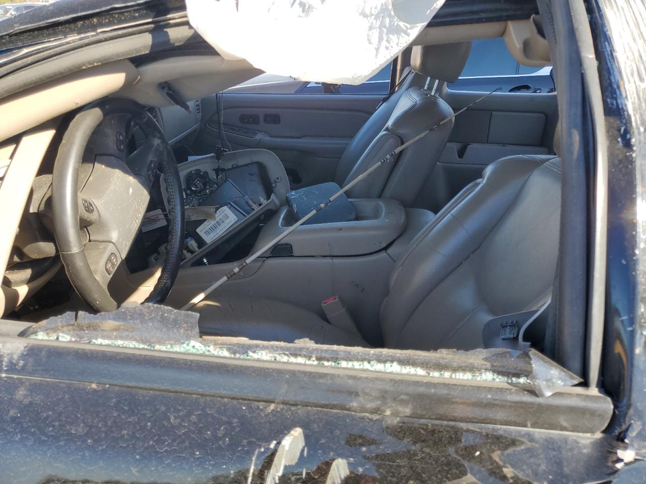 2005 GMC Sierra - Image 7