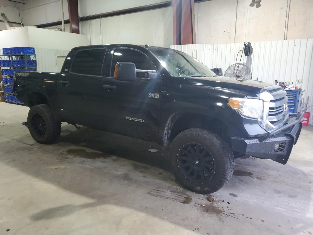 5TFDW5F17HX666871 TOYOTA TUNDRA 2017