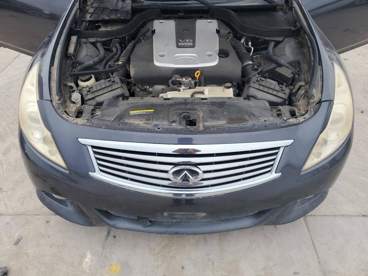 2012 Infiniti G - Image 11