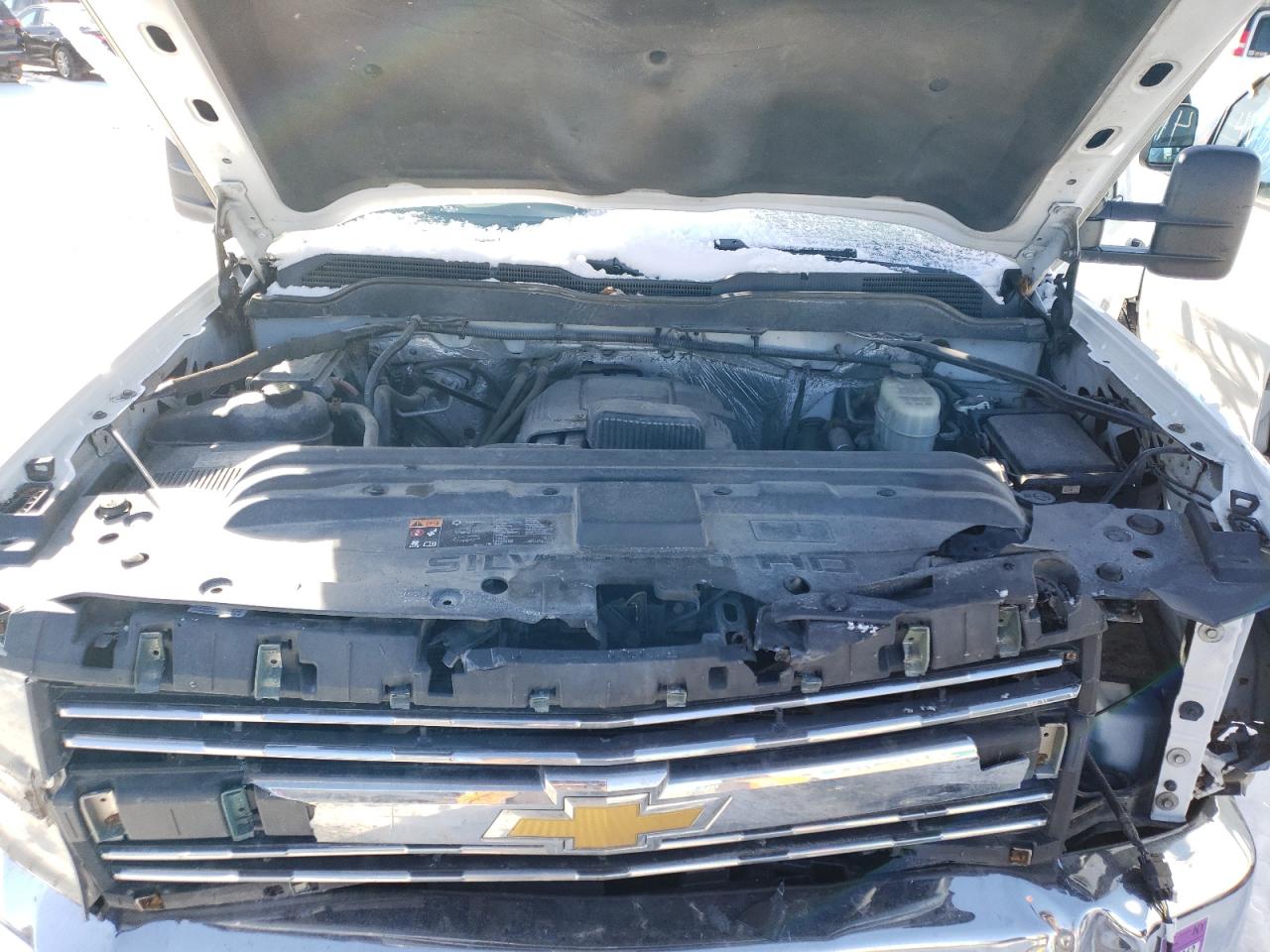 2015 Chevrolet Silverado - Image 11