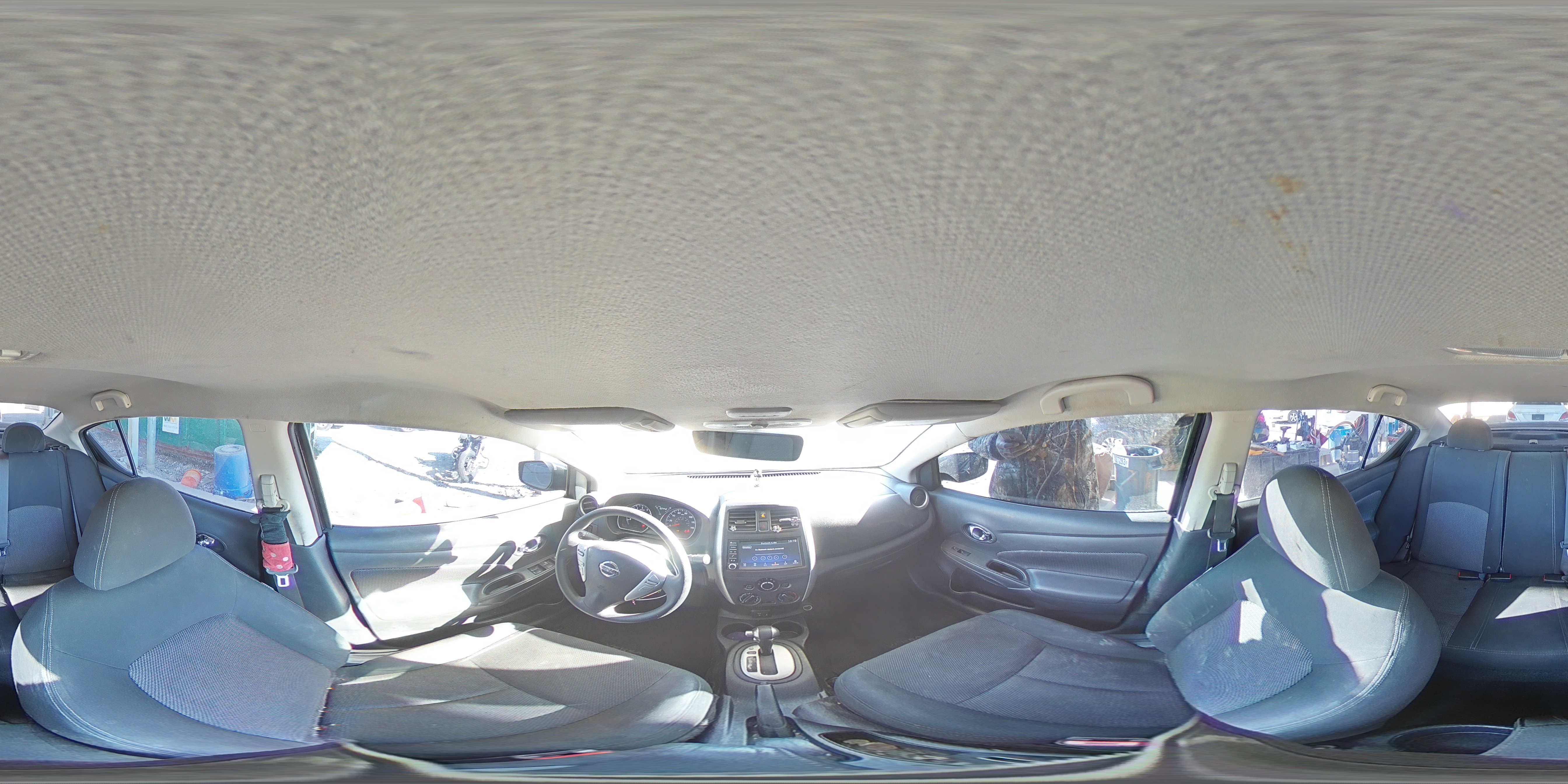 2019 Nissan Versa - Image 13