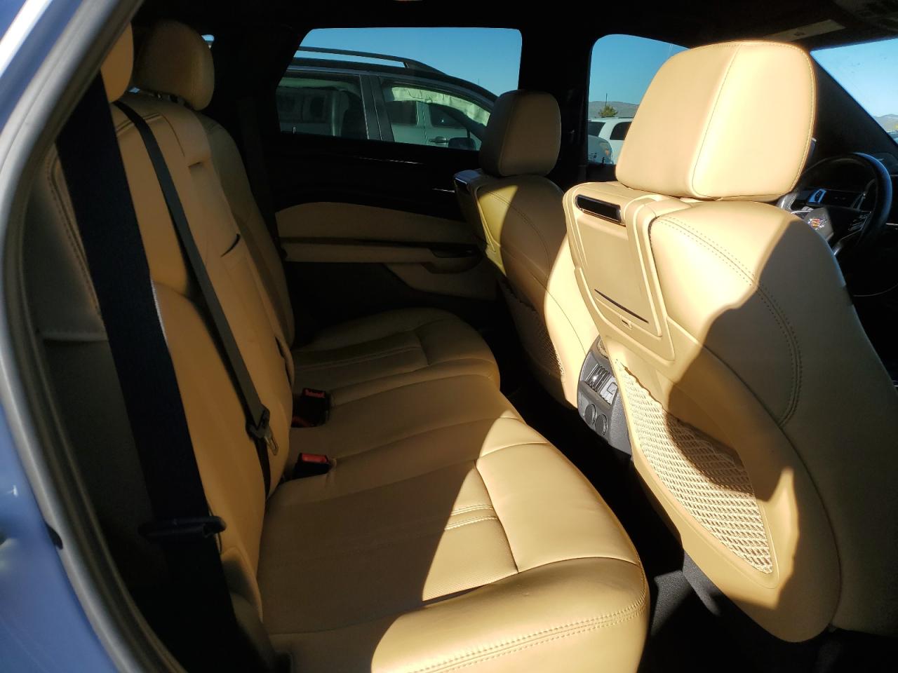 2014 Cadillac SRX - Image 11