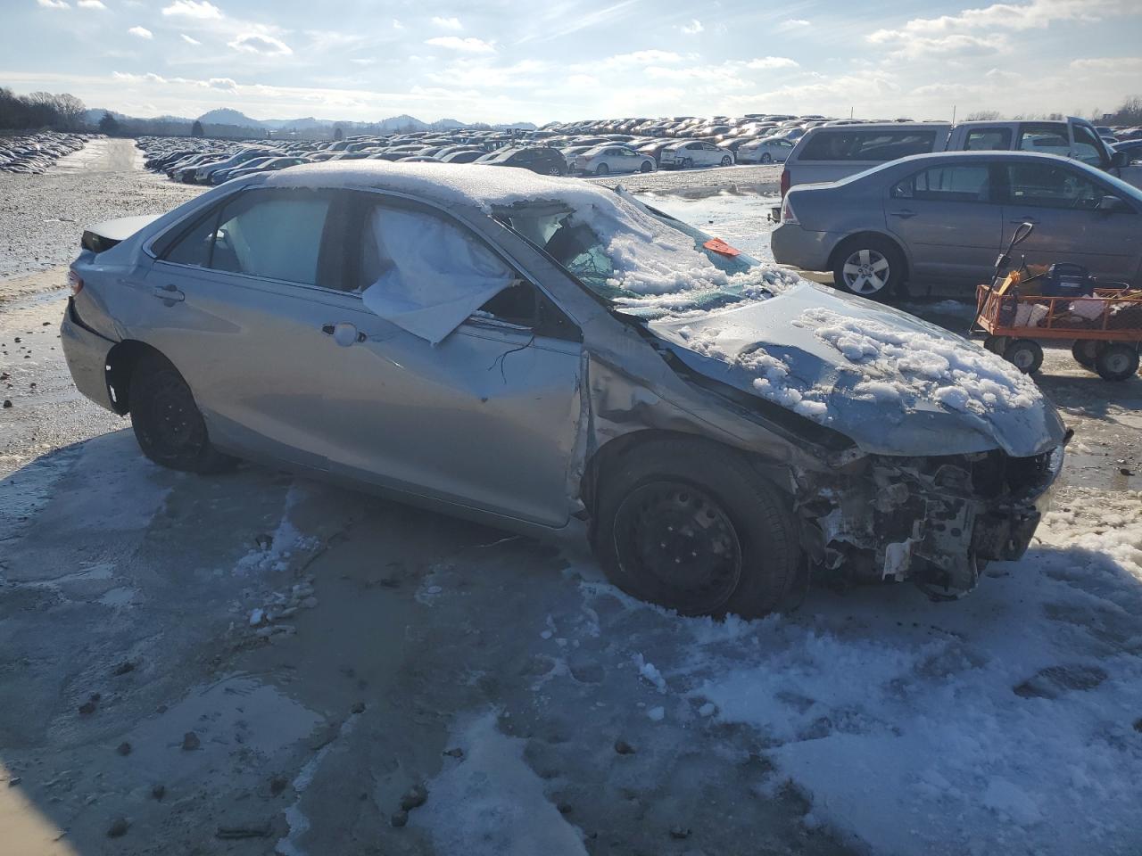 2016 Toyota Camry - Image 4