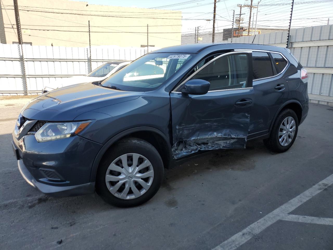 2016 Nissan Rogue - Image 1
