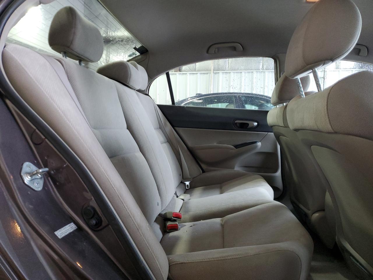 2010 Honda Civic - Image 10