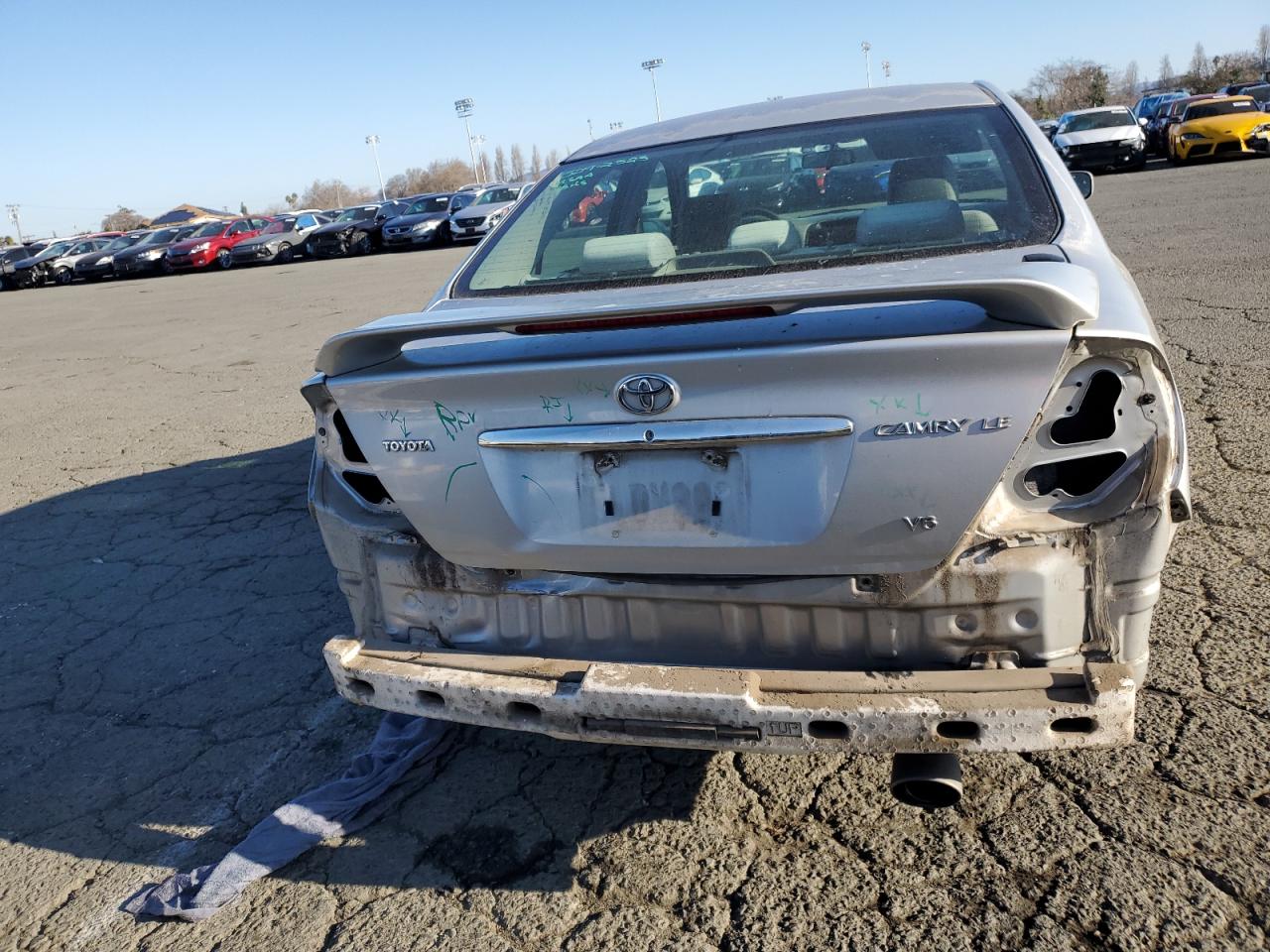 2005 Toyota Camry - Image 6