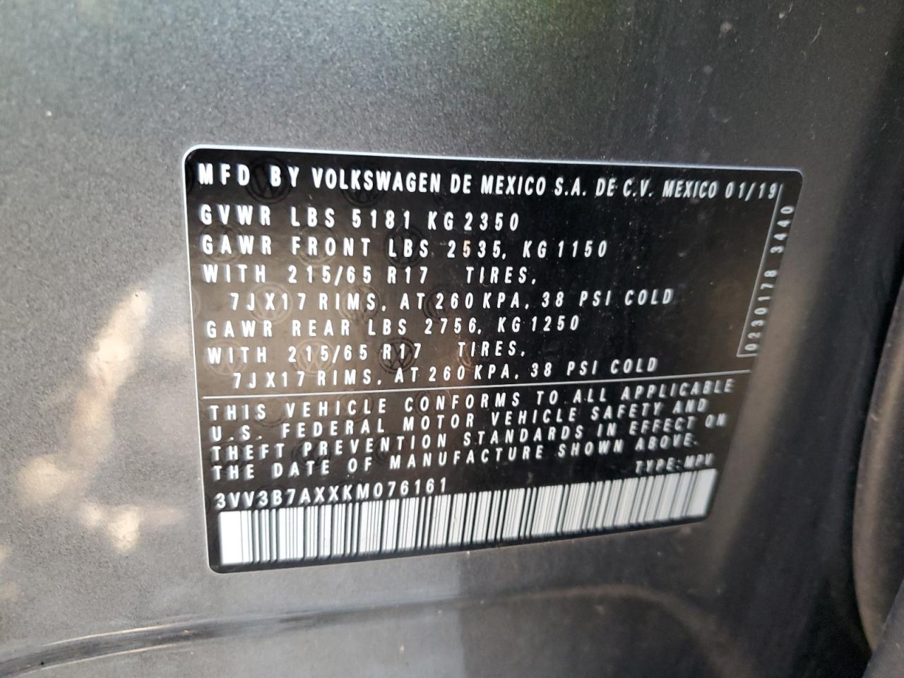 2019 Volkswagen Tiguan - Image 13