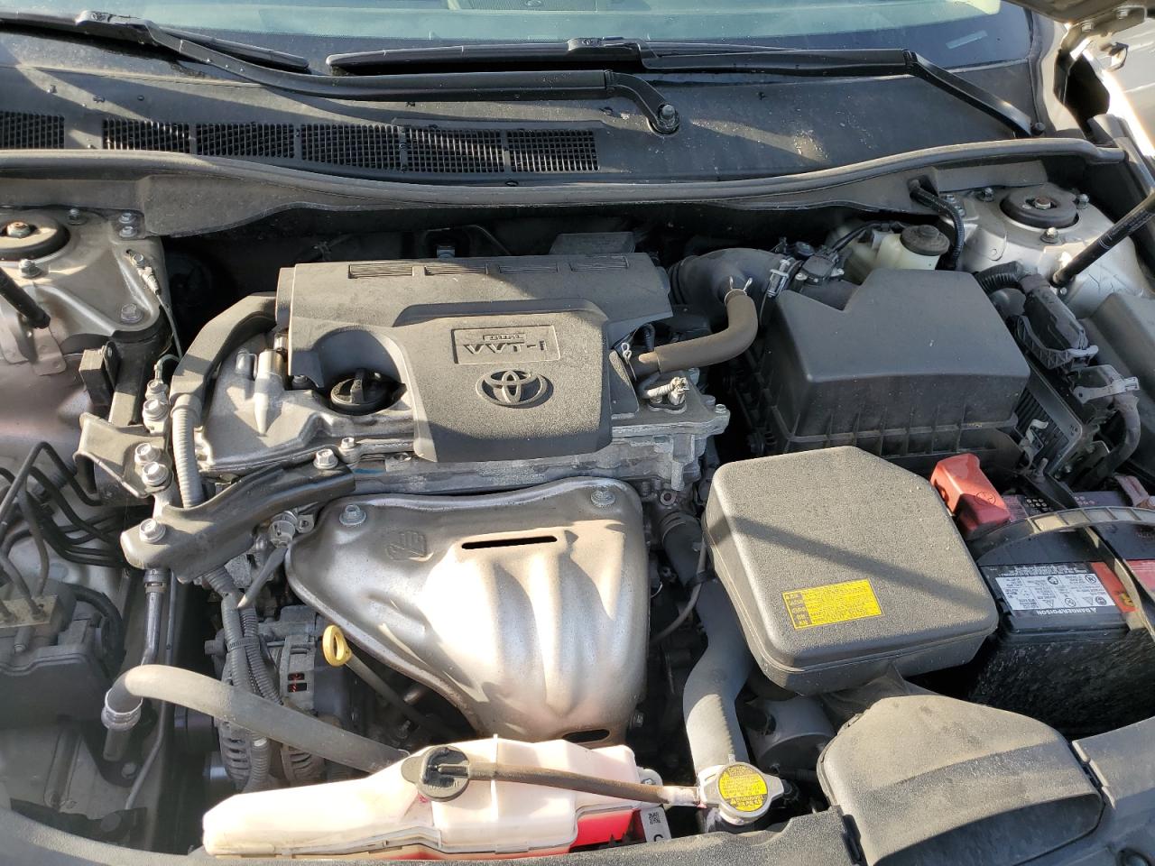 2015 Toyota Camry - Image 11