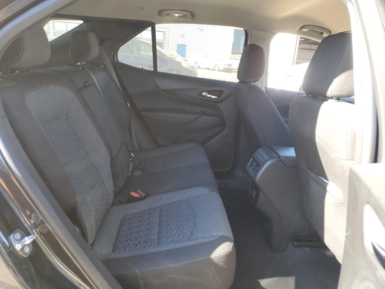 2022 Chevrolet Equinox - Image 11