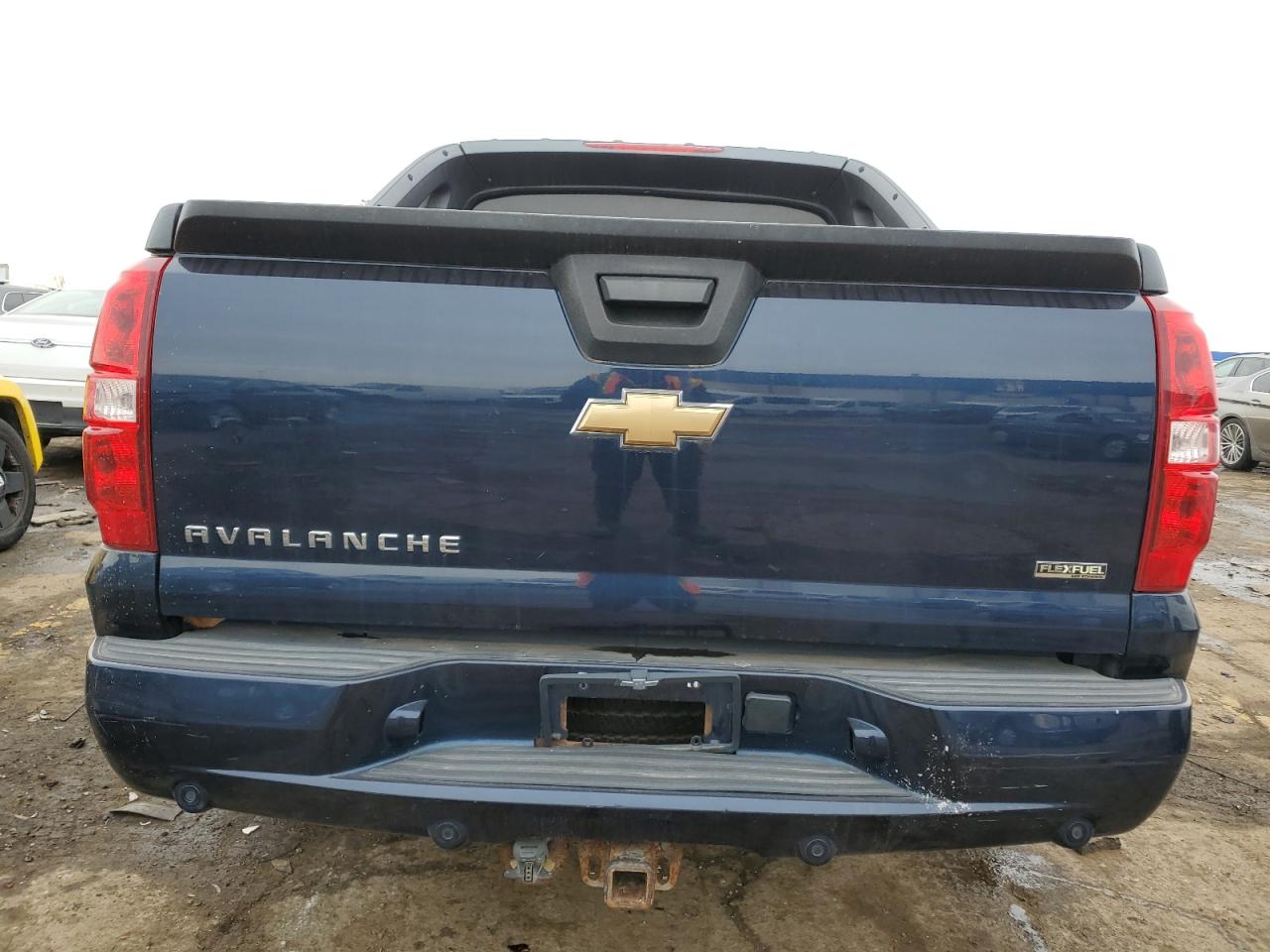 2008 Chevrolet Avalanche - Image 6