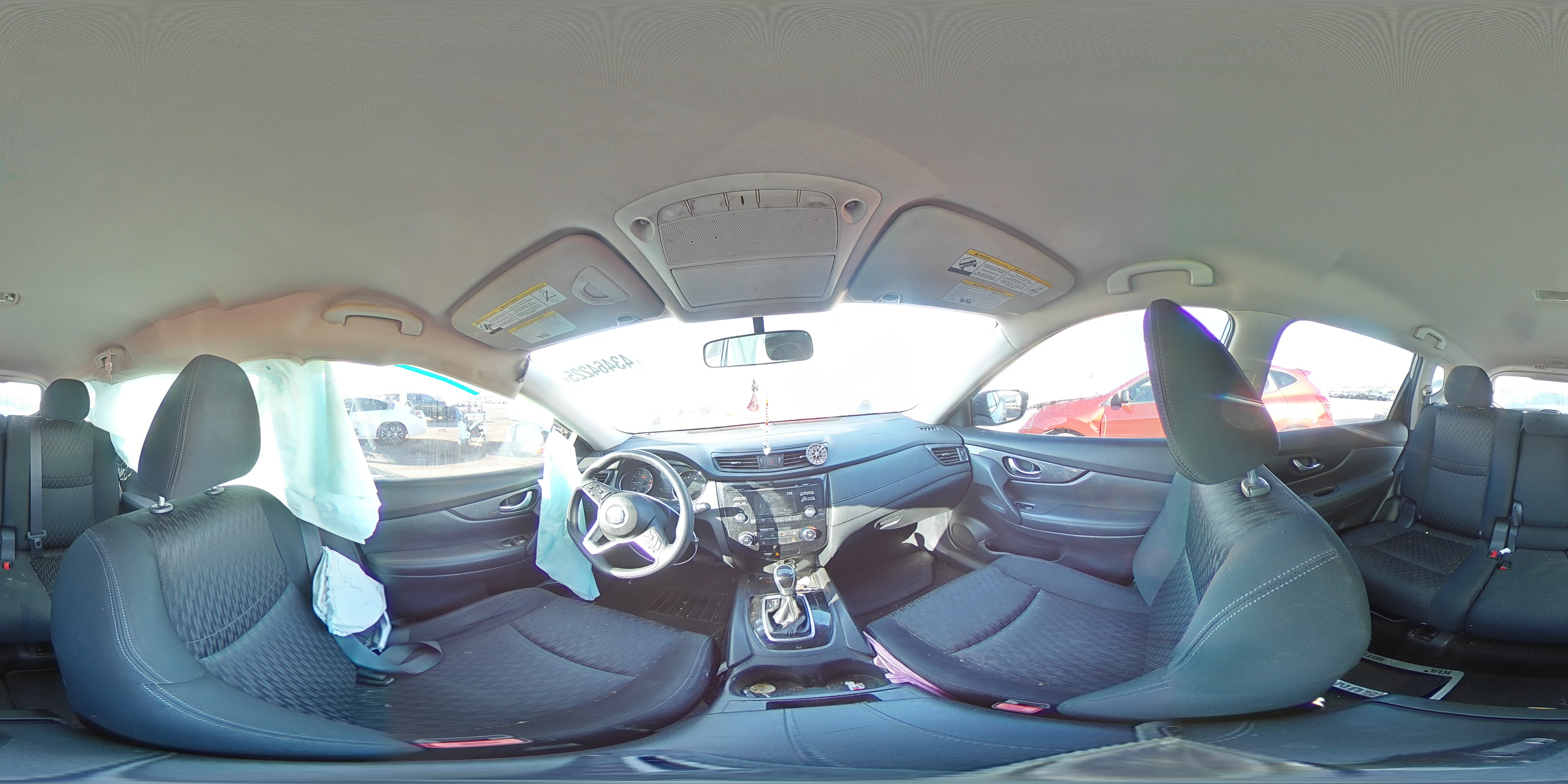 2017 Nissan Rogue - Image 14
