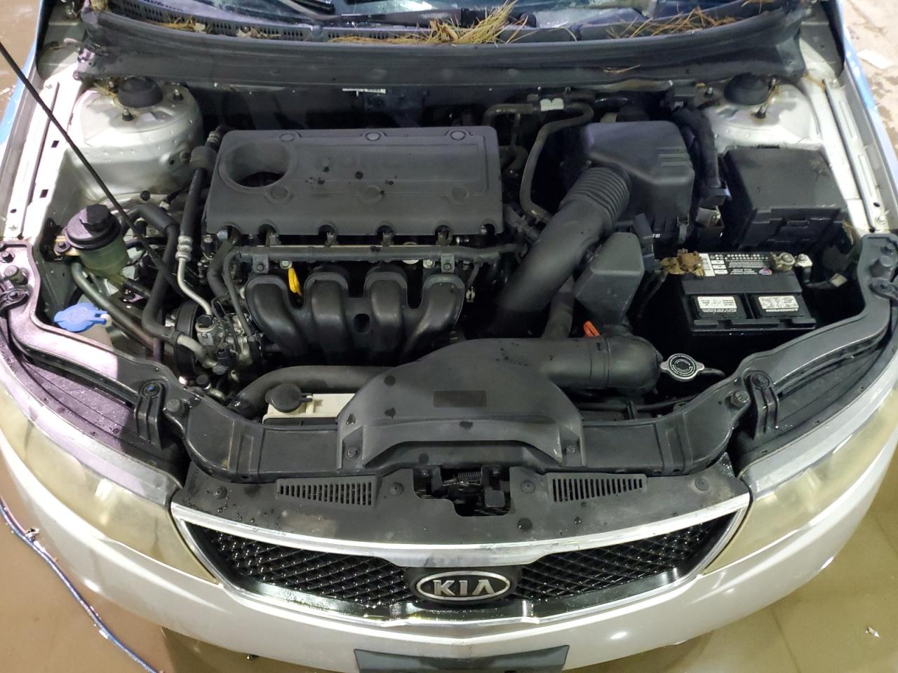 2010 Kia Forte - Image 11