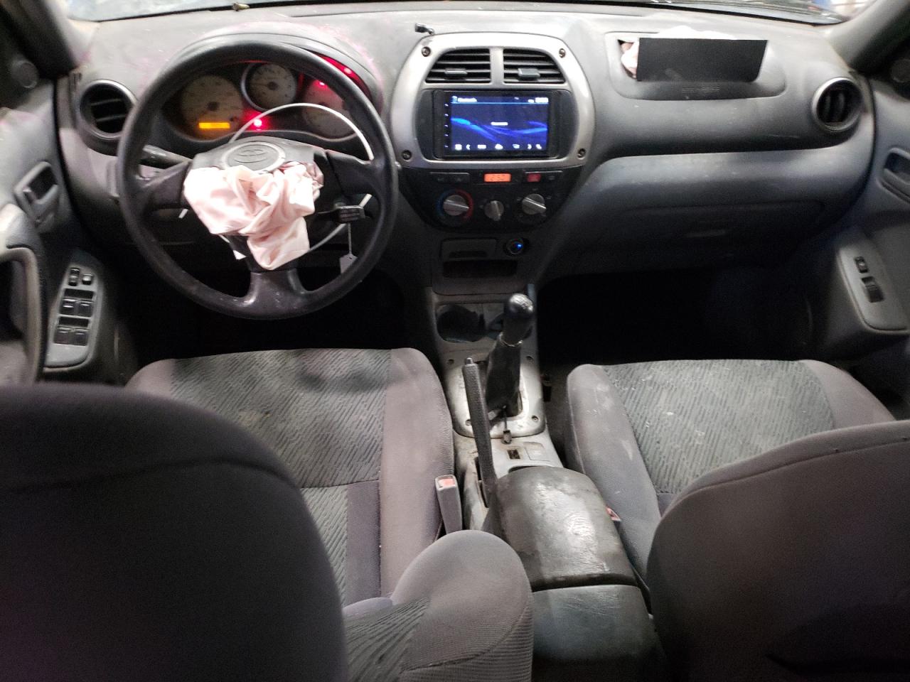 2003 Toyota RAV 4 - Image 8