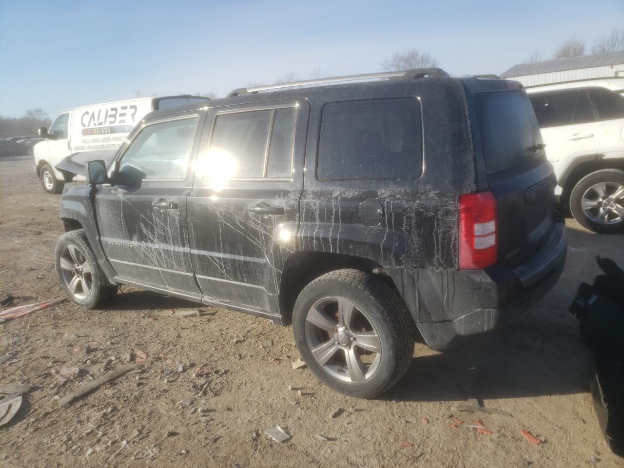 2016 Jeep Liberty (Patriot) - Image 2