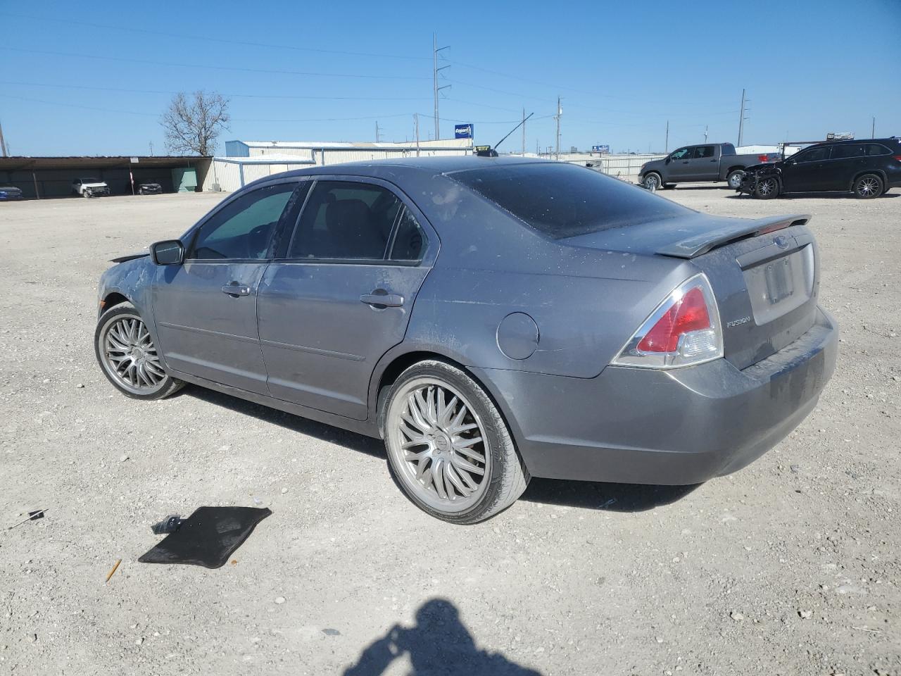 2007 Ford Fusion - Image 2