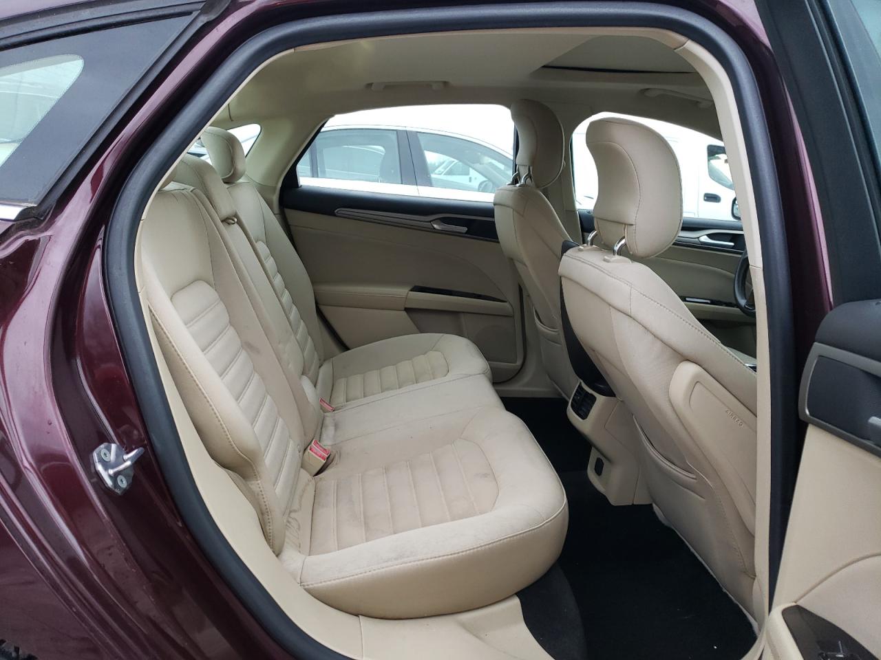 2013 Ford Fusion - Image 10