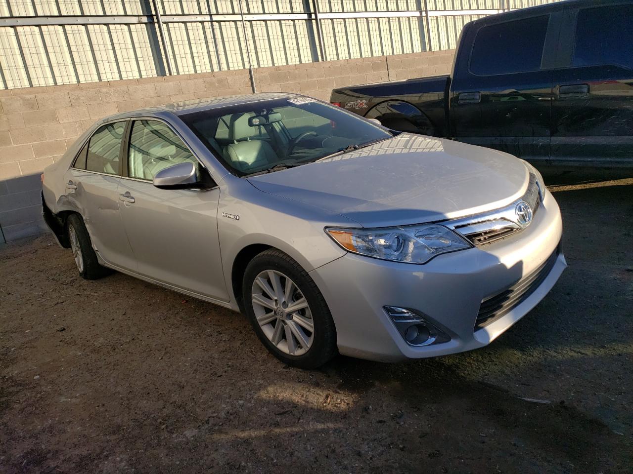 2014 Toyota Camry - Image 4