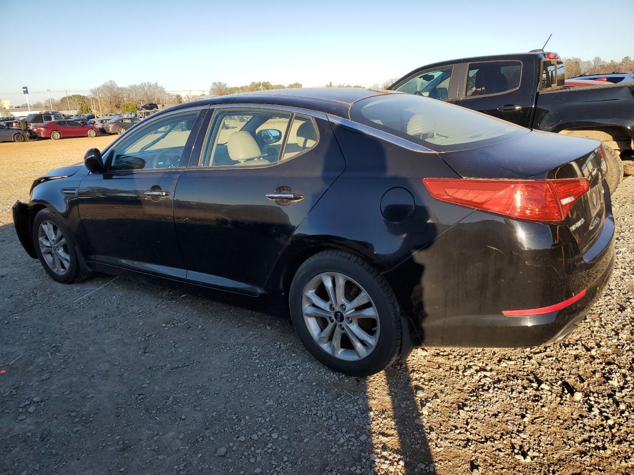 2011 Kia Optima - Image 2
