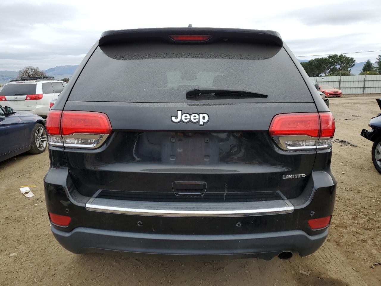 2017 Jeep Grand Cherokee - Image 6
