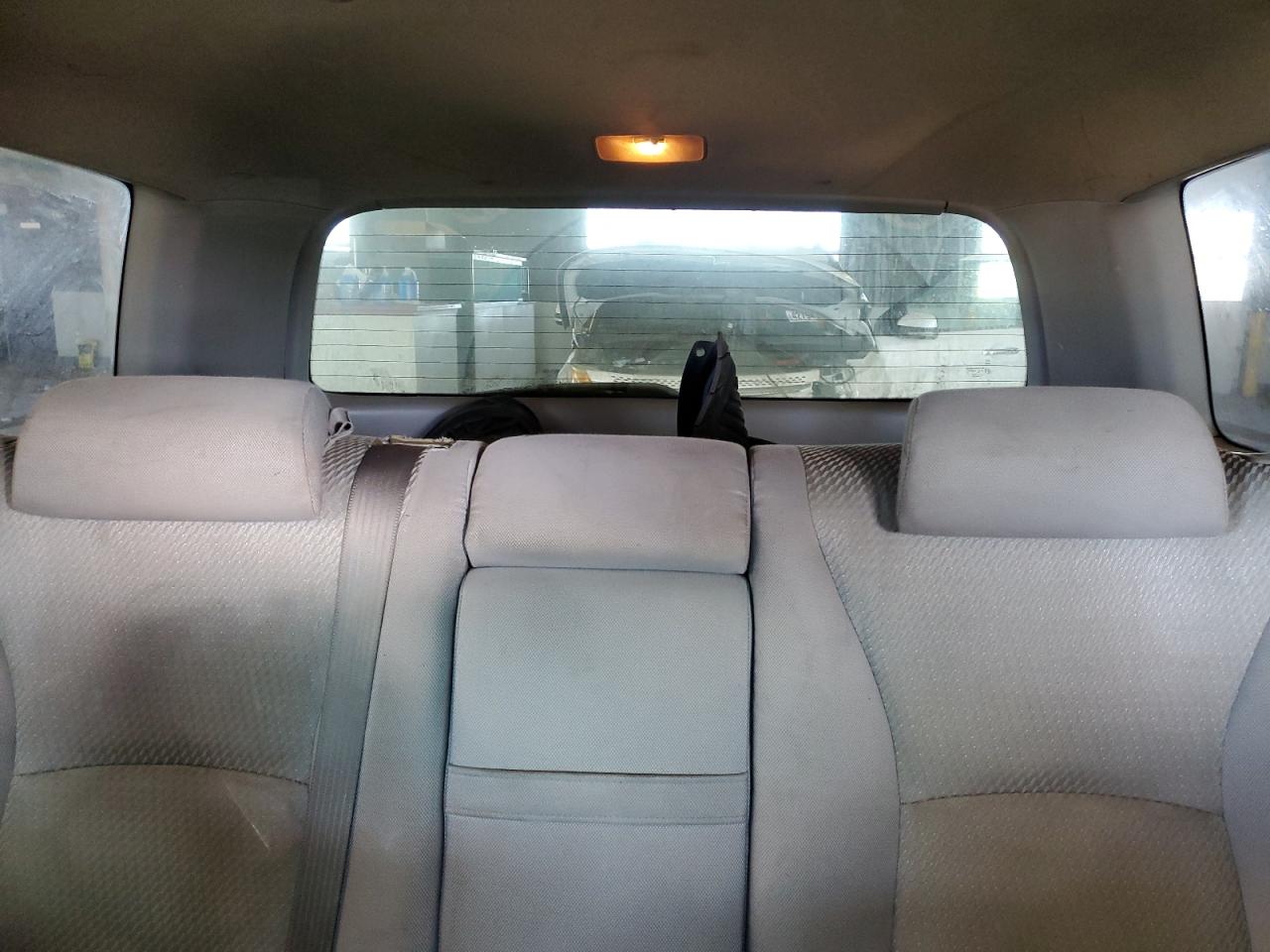 2004 Toyota Highlander - Image 10