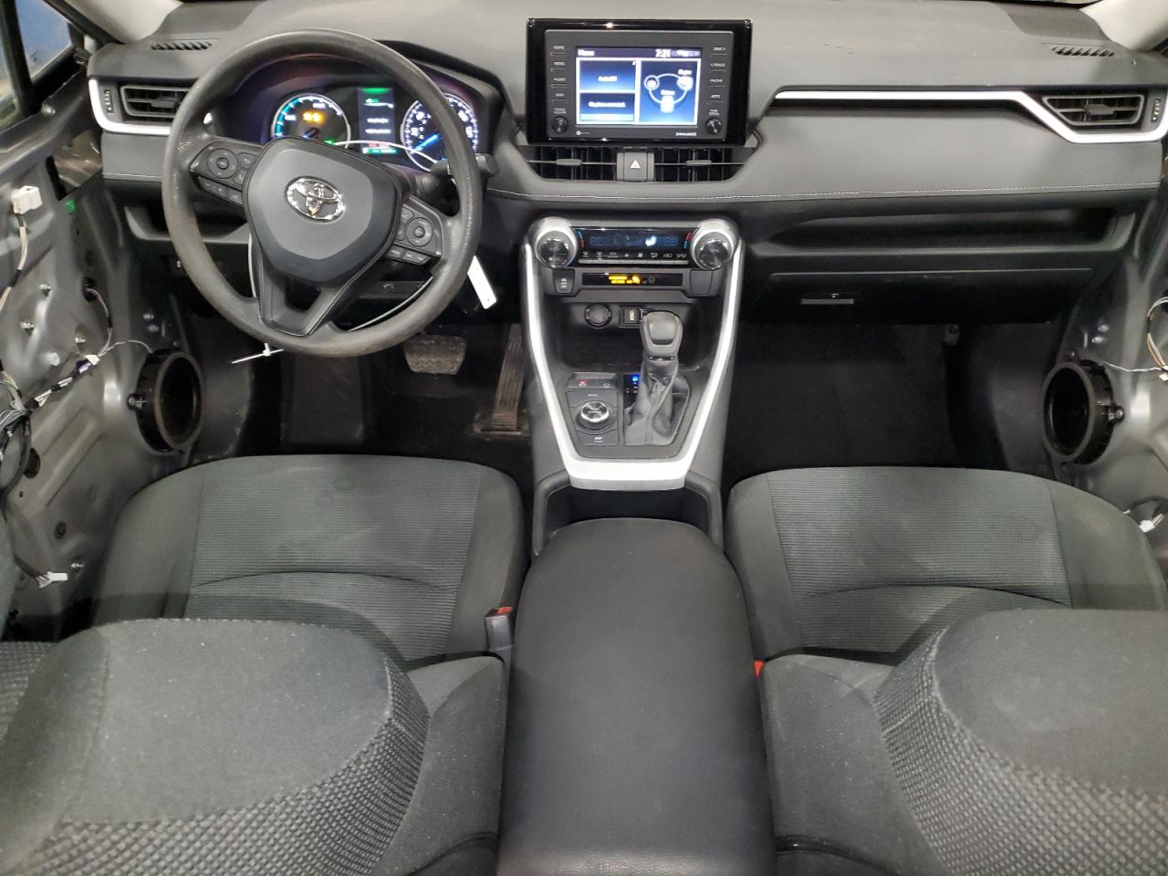 2022 Toyota RAV 4 - Image 8