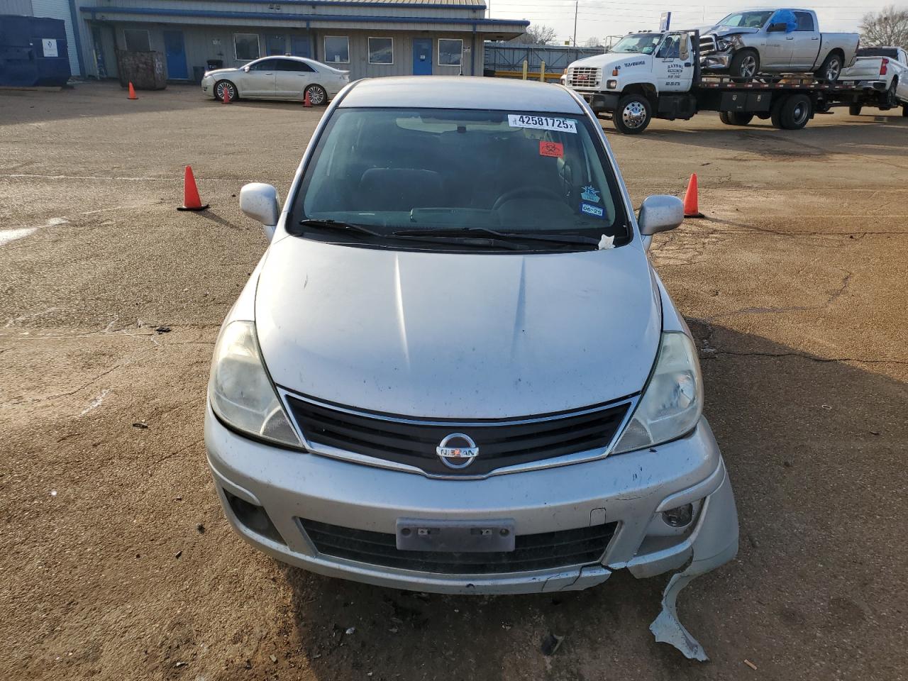 2010 Nissan Versa - Image 5