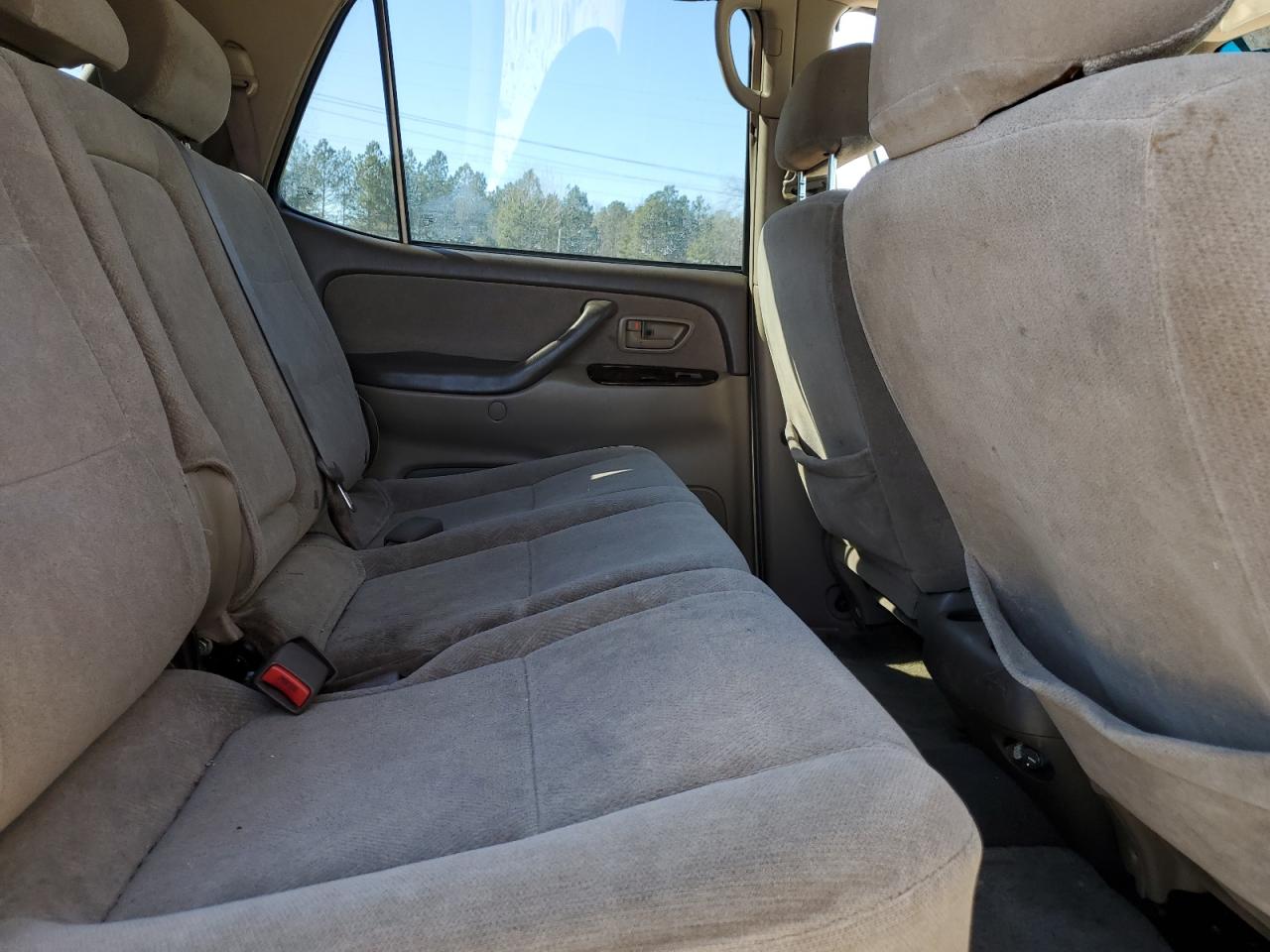 2002 Toyota Sequoia - Image 11