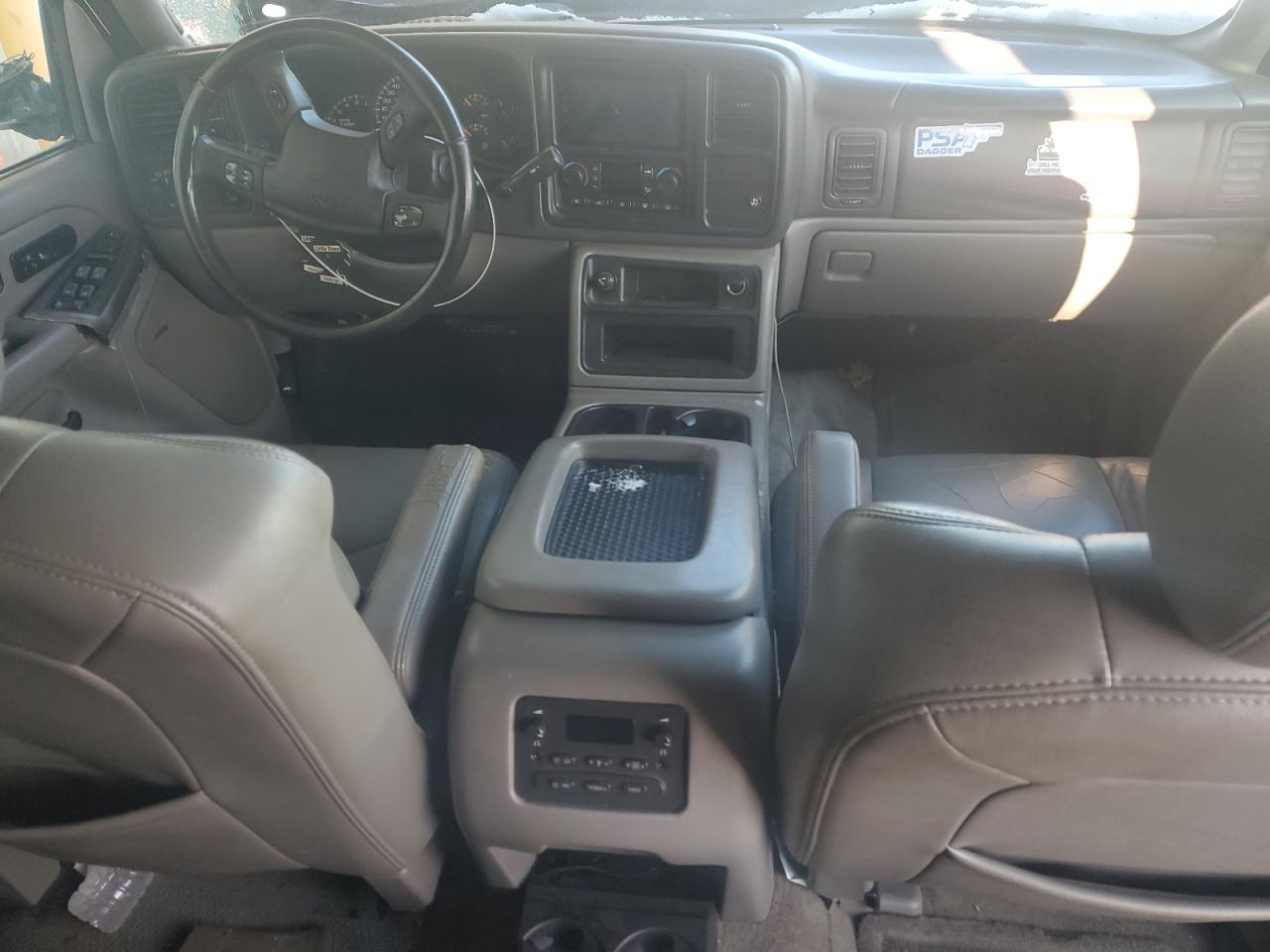 2006 GMC Yukon - Image 8