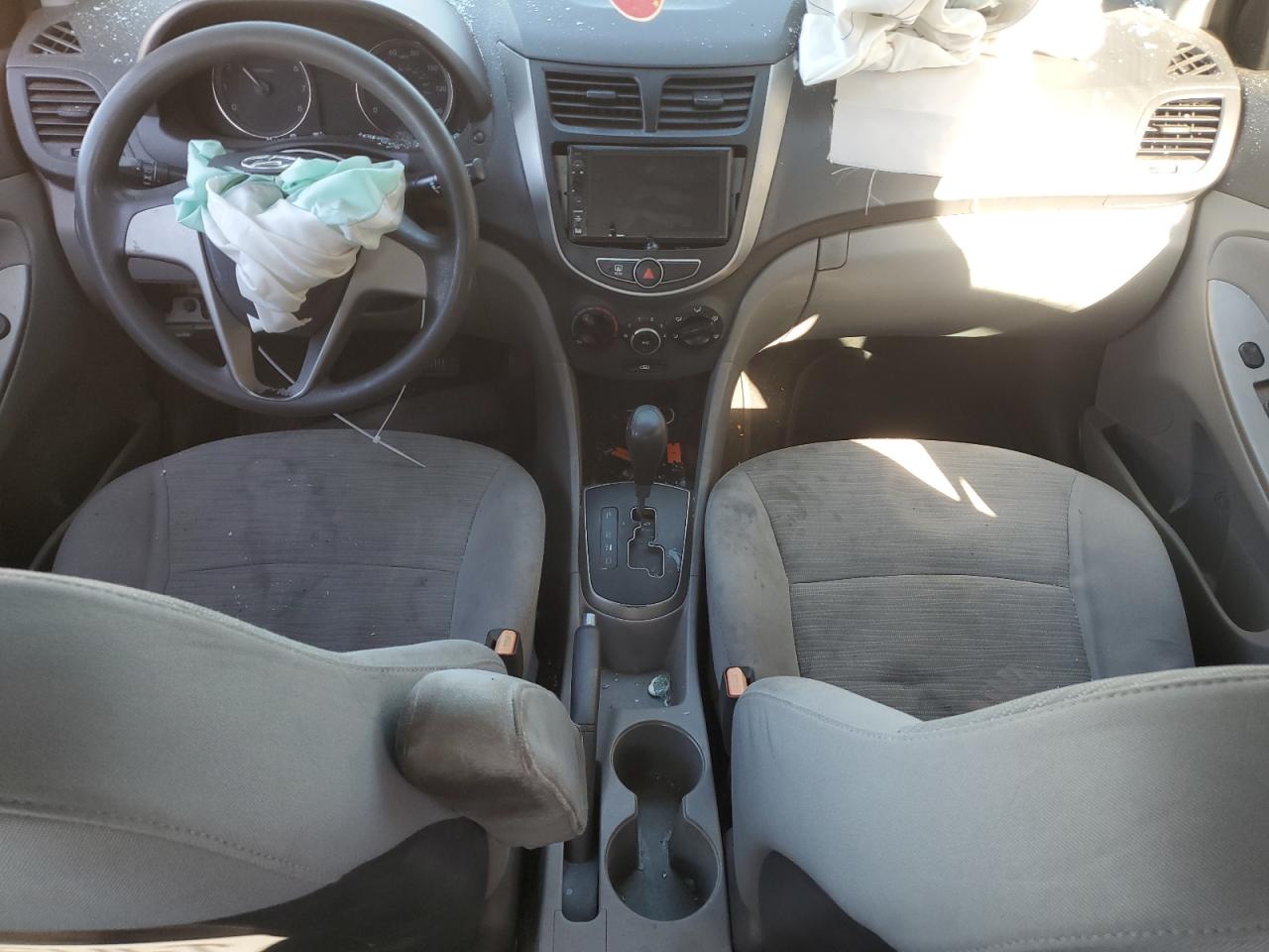 2015 Hyundai Accent Gls VIN: KMHCT4AE1FU883447 Lot: 88296575