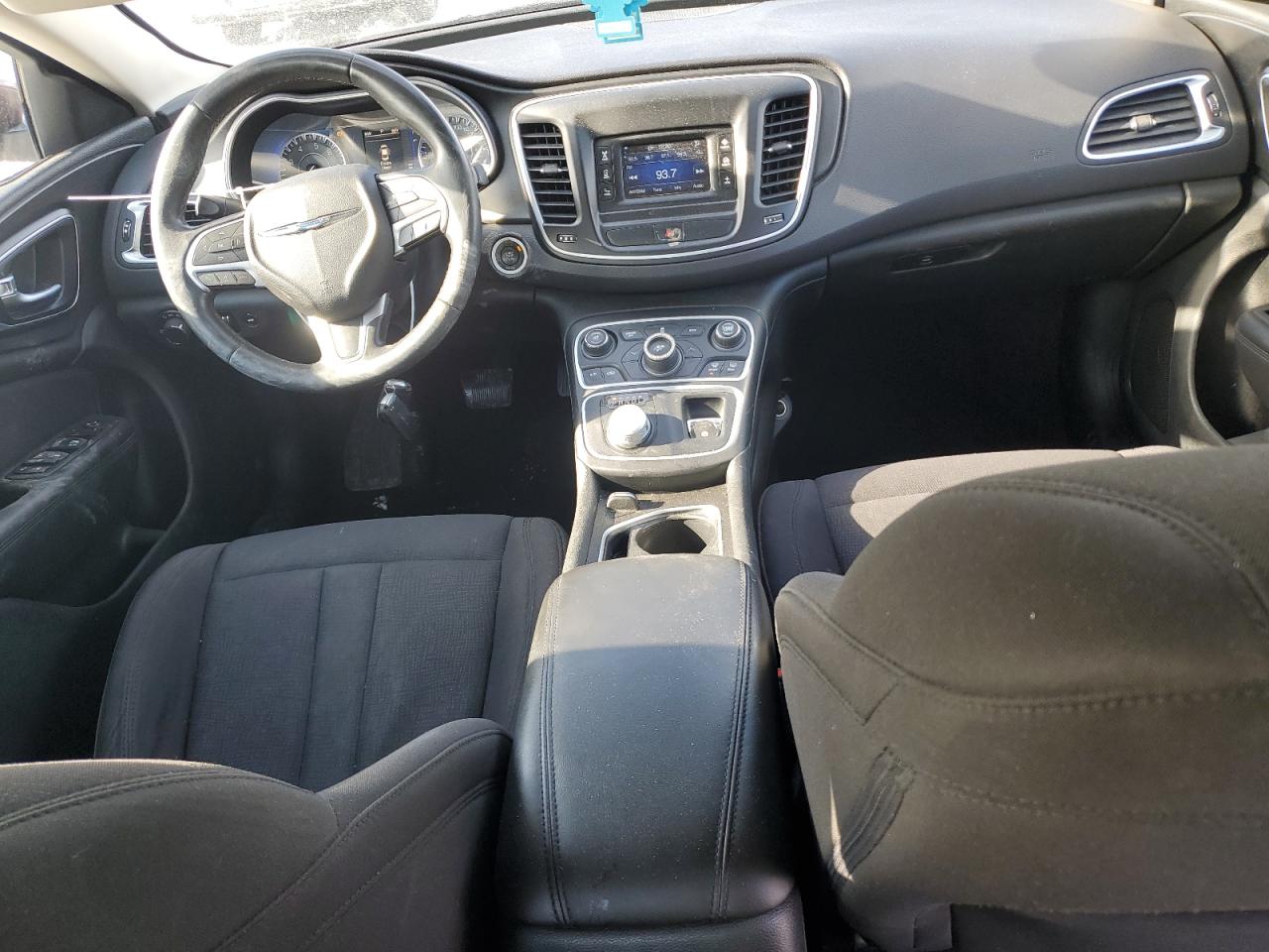 2015 Chrysler 200 - Image 8