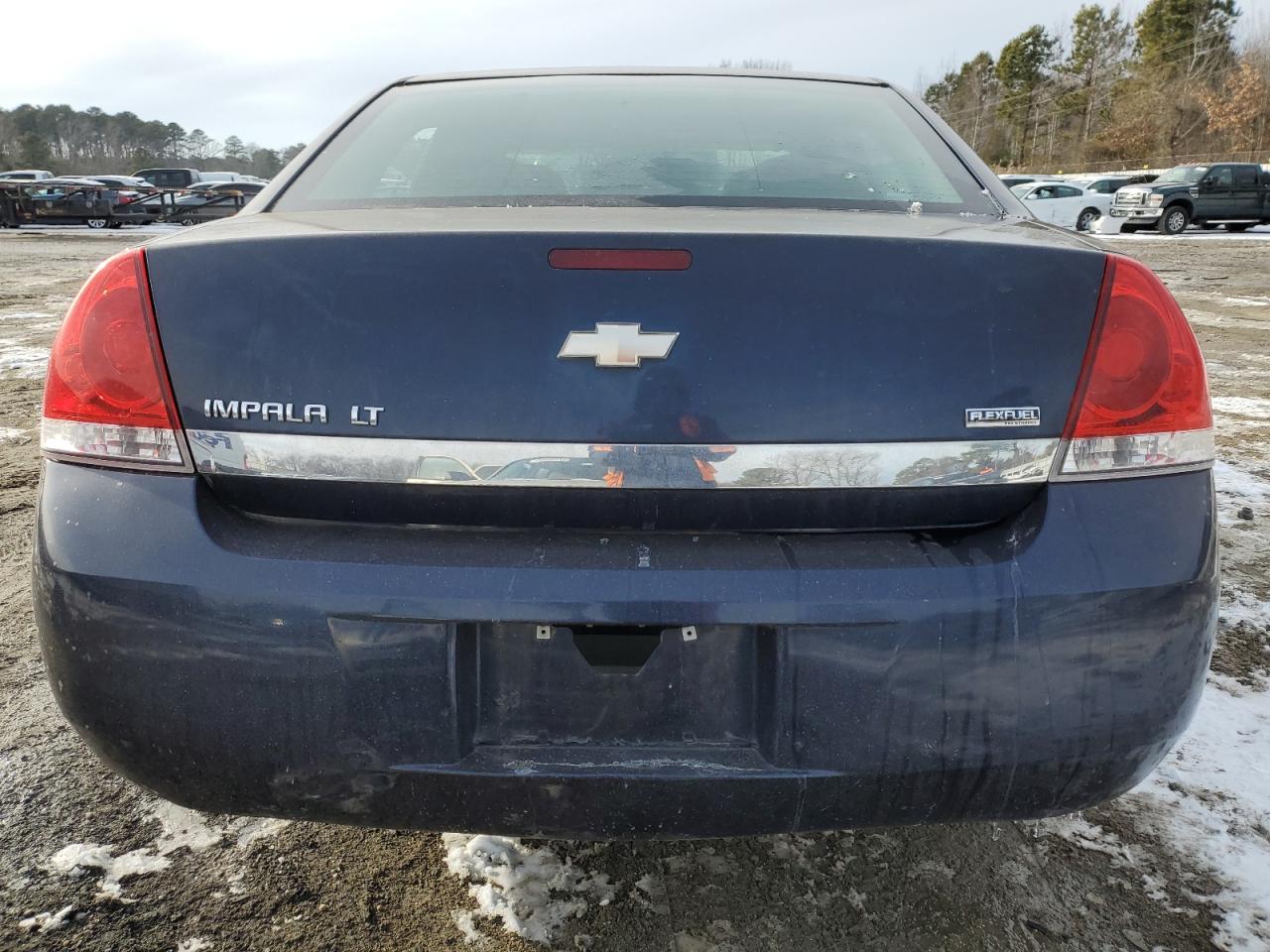 2011 Chevrolet Impala - Image 6