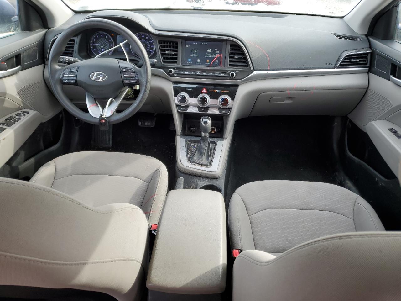 2019 Hyundai Elantra - Image 8