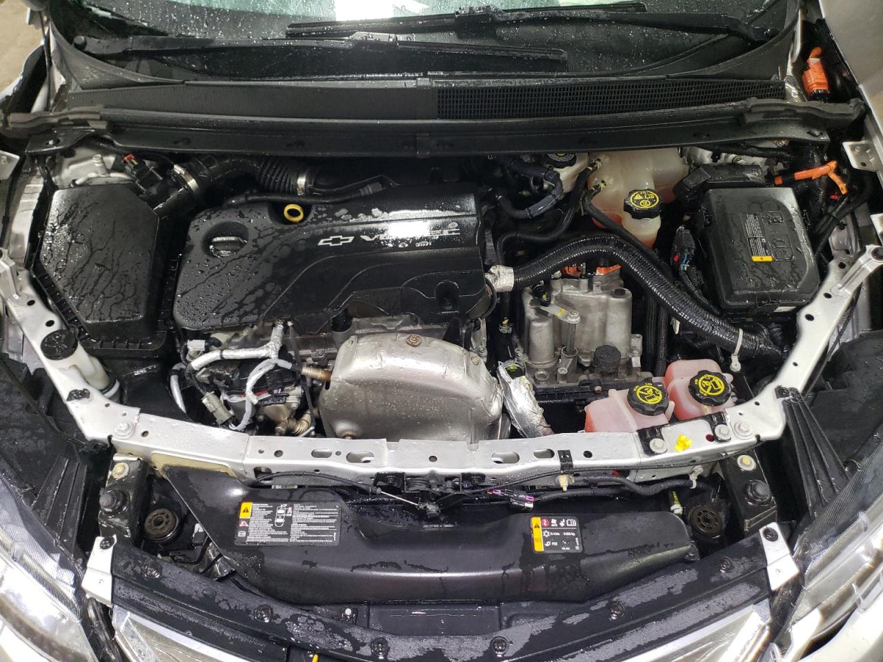 2017 Chevrolet Volt - Image 11