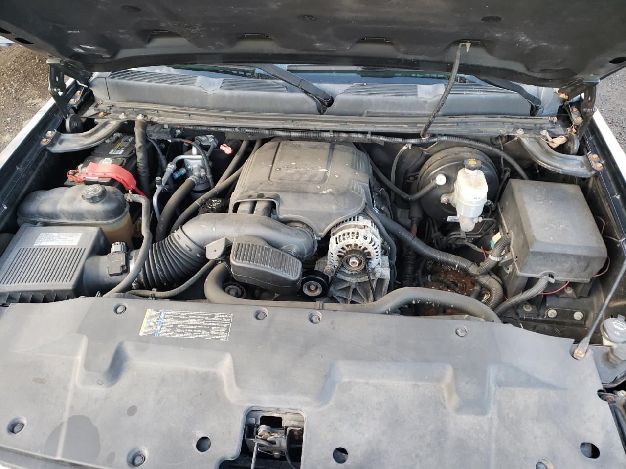 2009 Chevrolet Silverado - Image 11