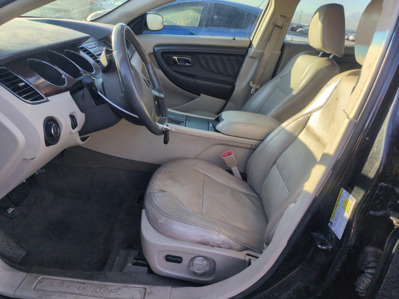 2010 Ford Taurus - Image 7