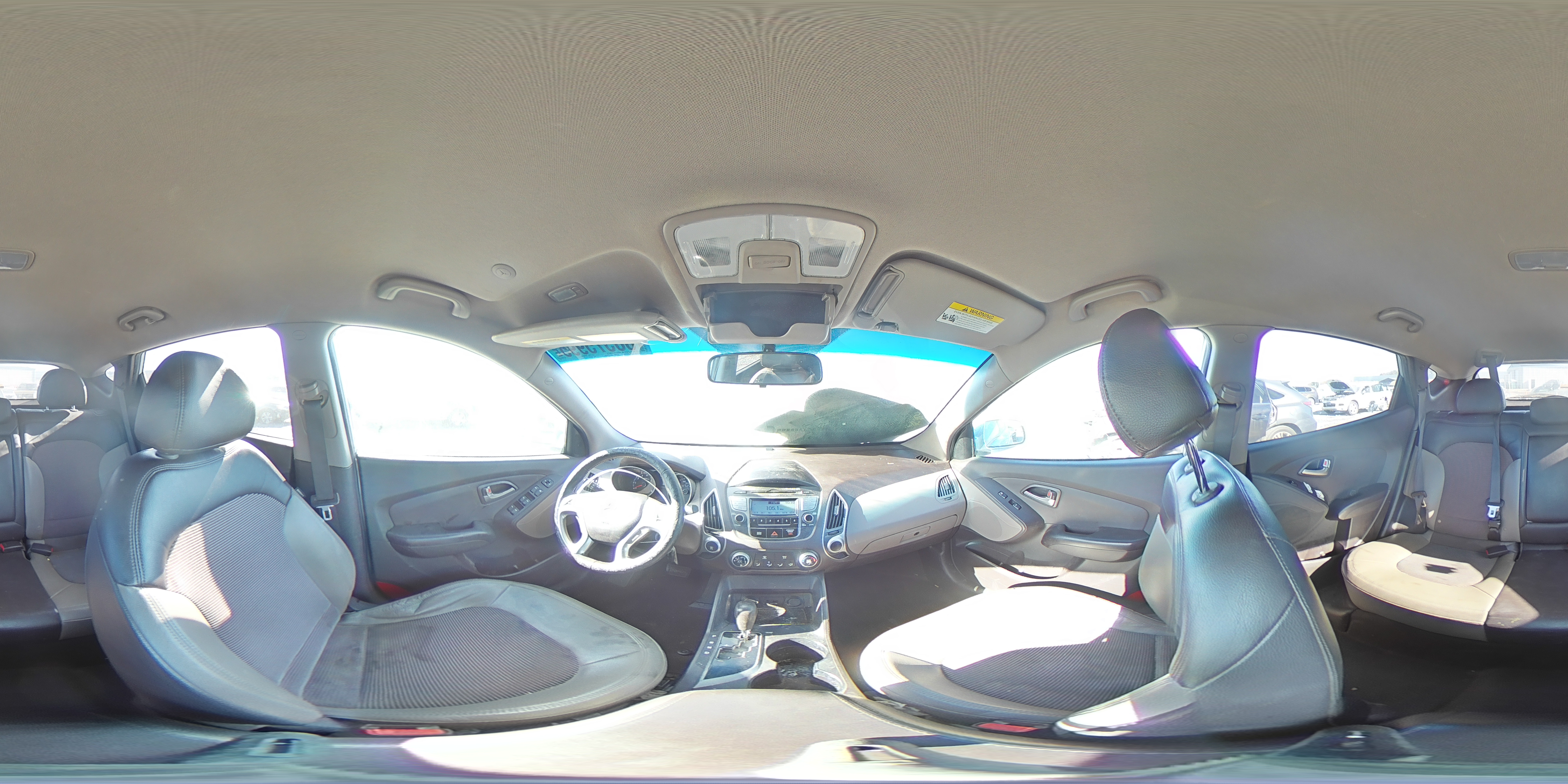 2012 Hyundai Tucson - Image 15