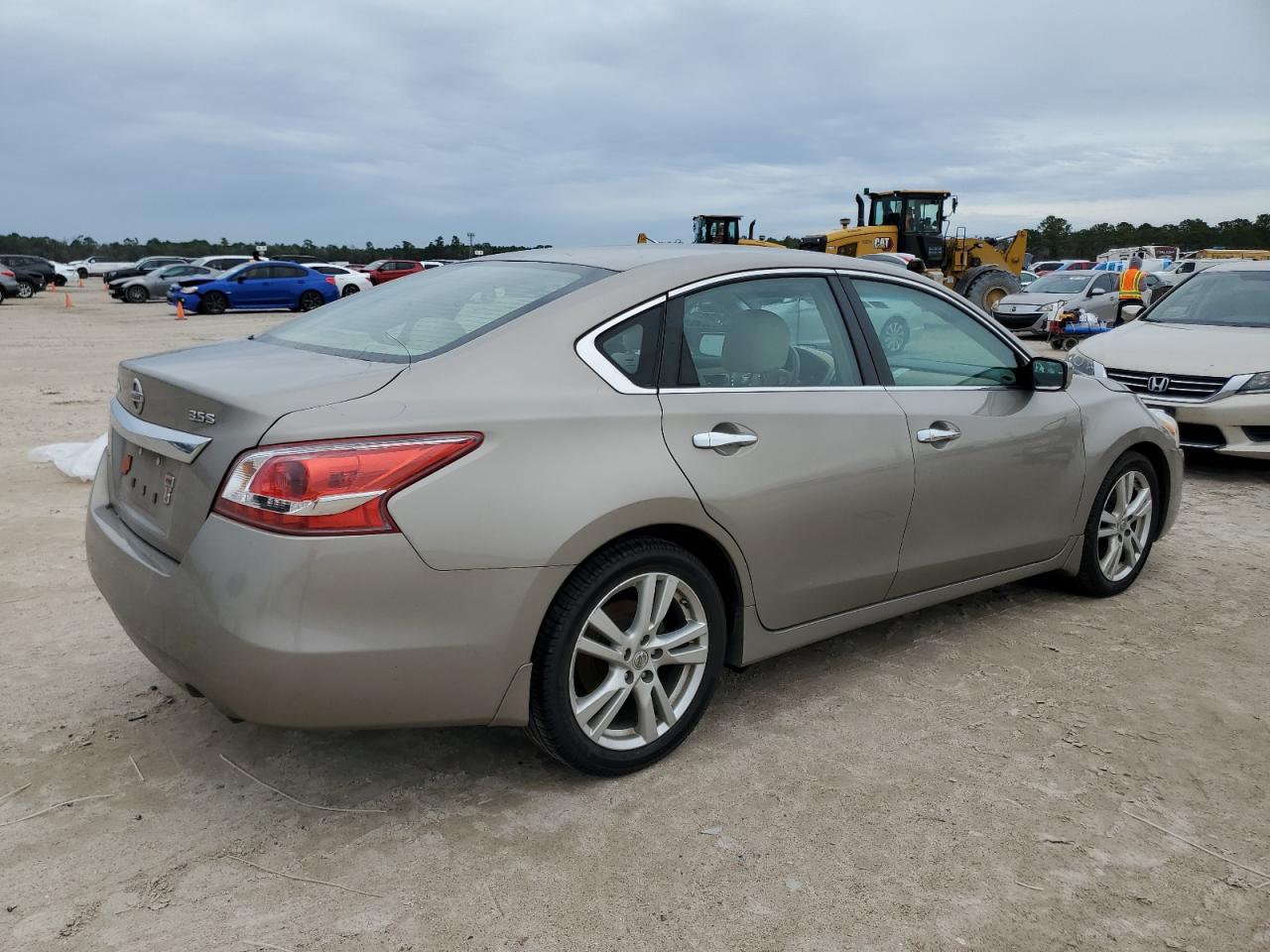 2013 Nissan Altima - Image 3