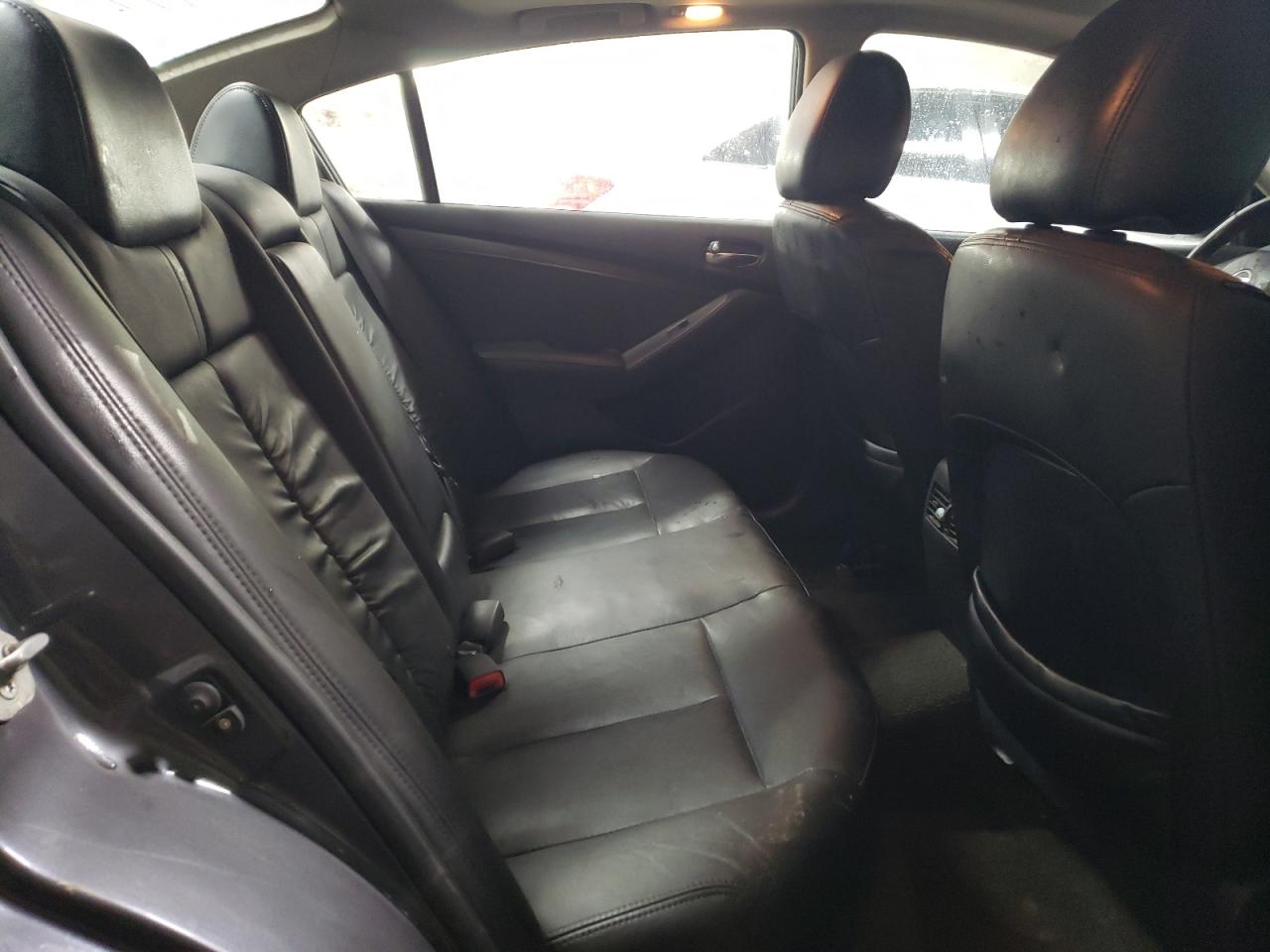 2012 Nissan Altima - Image 10