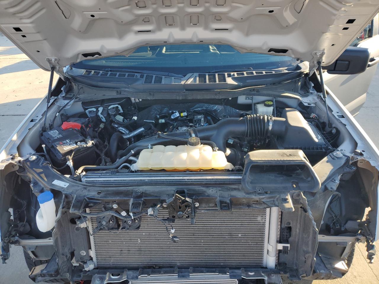 2022 Ford F-150 - Image 11
