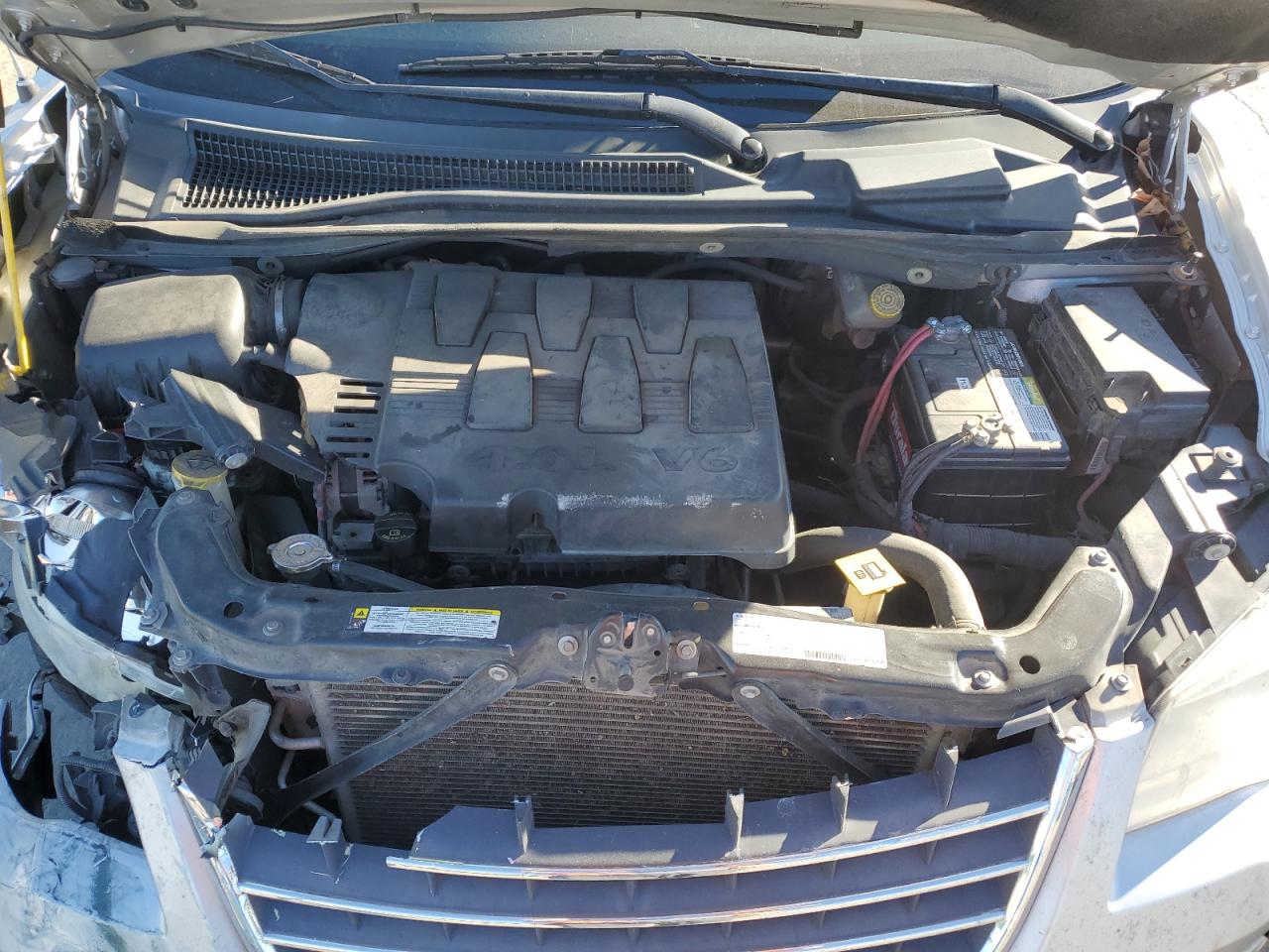 2008 Chrysler Town & Country - Image 12