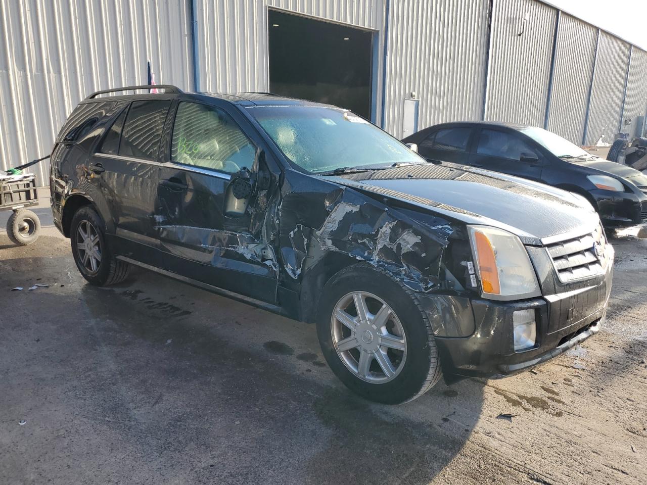 2005 Cadillac SRX - Image 4