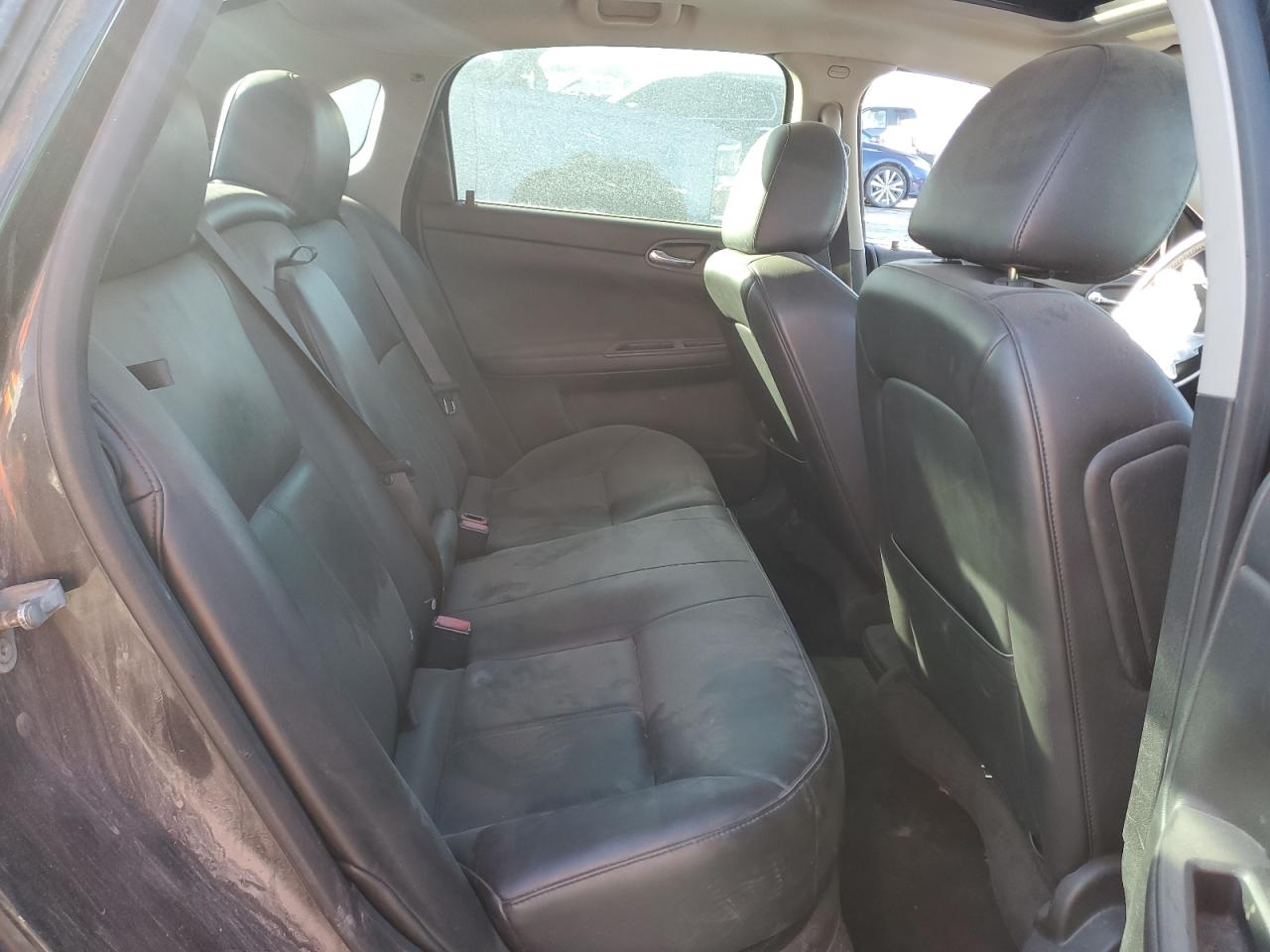 2012 Chevrolet Impala - Image 10